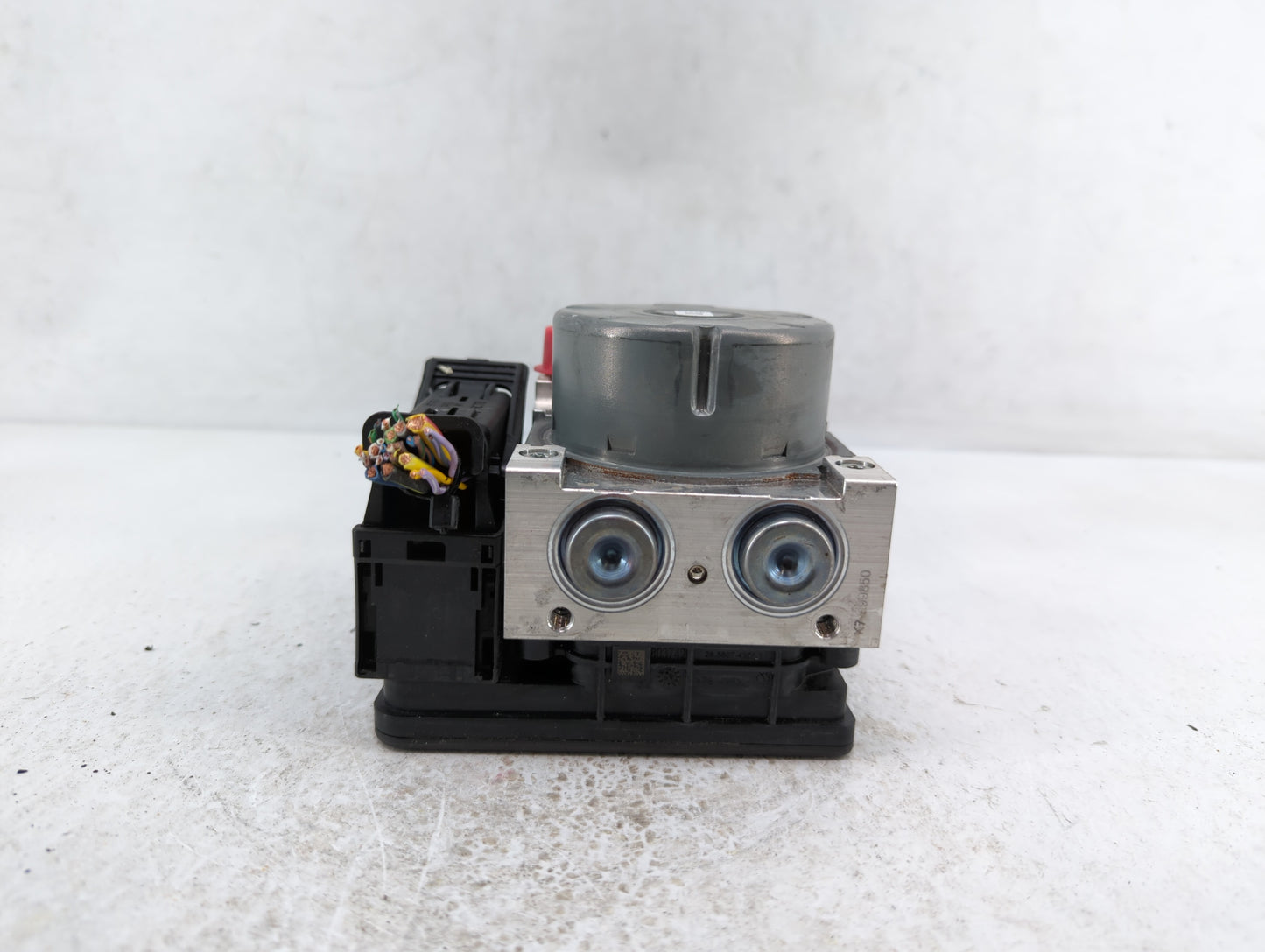 2019-2020 Ford Fusion ABS Pump Control Module Replacement P/N:KG9C-2B373-CC KG9C-2B373-CD, KG9C-2B373-LD Fits Fits 2019 2020