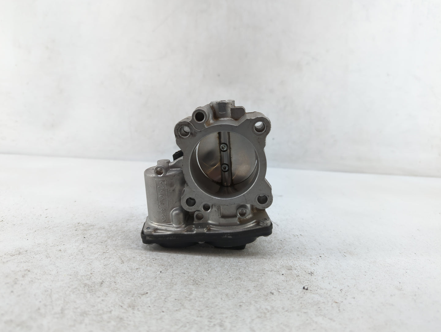 2014-2020 Ford Fusion Throttle Body P/N:DS7G-9F991-CA Fits Fits 2014 2015 2016 2017 2018 2019 2020 OEM Used Auto Parts - Oem