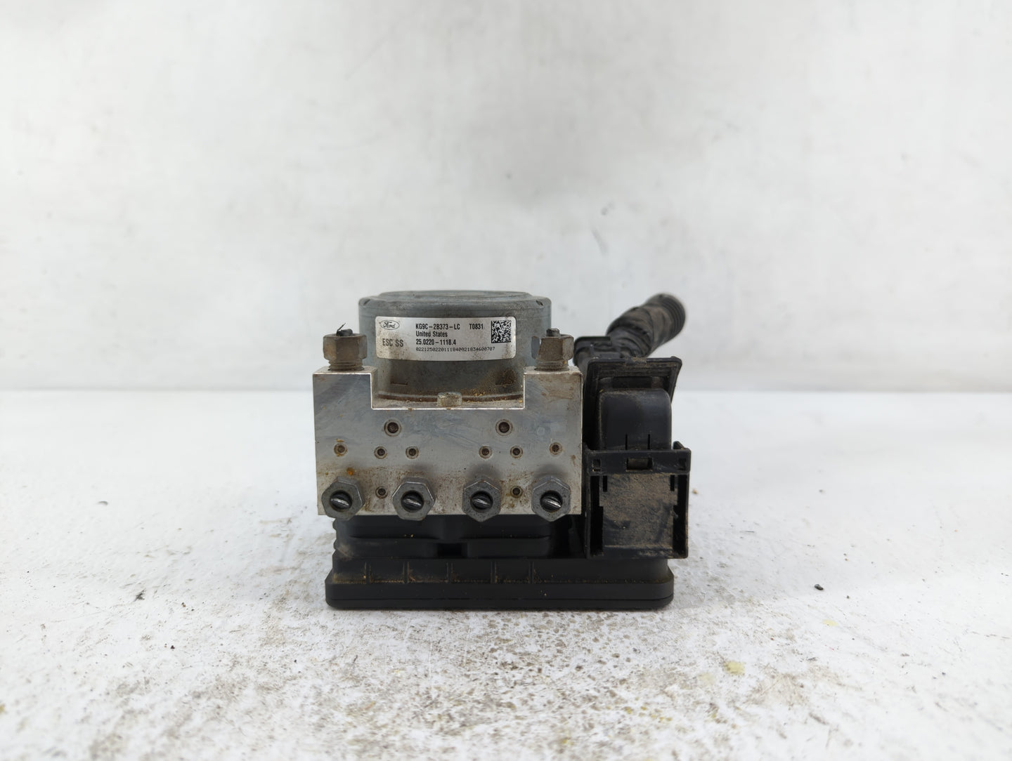 2019-2020 Ford Fusion ABS Pump Control Module Replacement P/N:KG9C-2B373-CC KG9C-2B373-CD, KG9C-2B373-LD Fits Fits 2019 2020