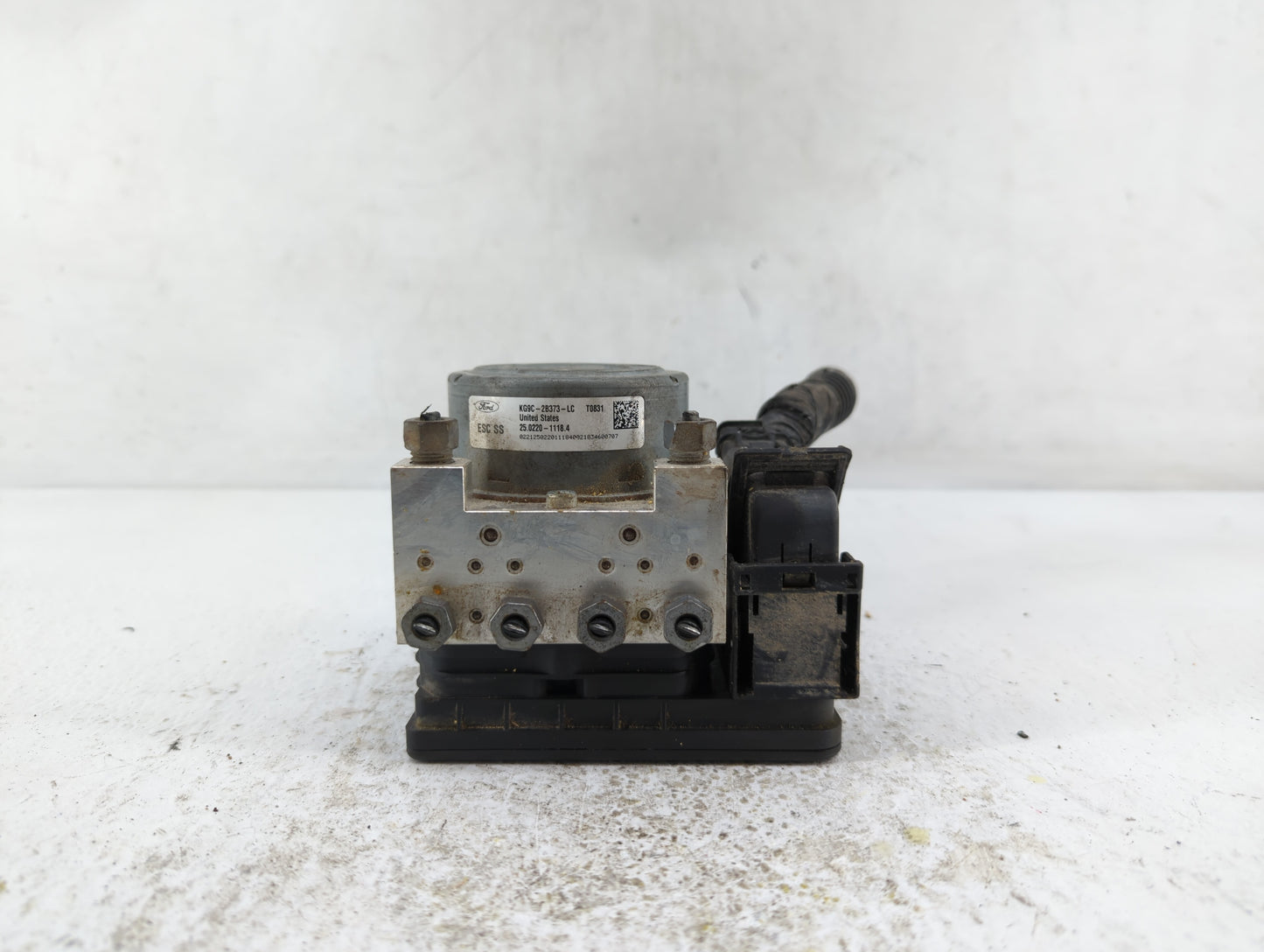 2019-2020 Ford Fusion ABS Pump Control Module Replacement P/N:KG9C-2B373-CC KG9C-2B373-CD, KG9C-2B373-LD Fits Fits 2019 2020