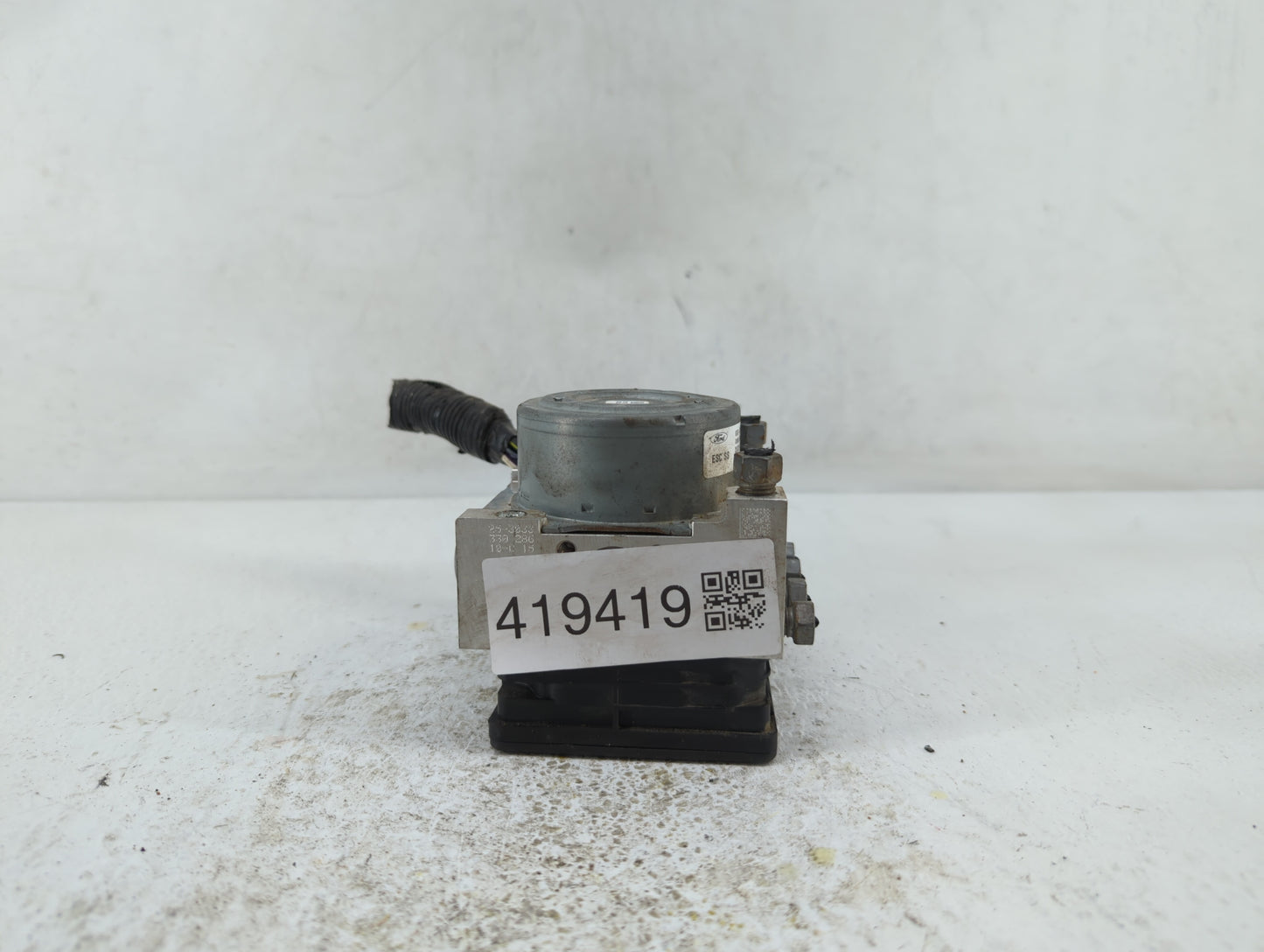 2019-2020 Ford Fusion ABS Pump Control Module Replacement P/N:KG9C-2B373-CC KG9C-2B373-CD, KG9C-2B373-LD Fits Fits 2019 2020