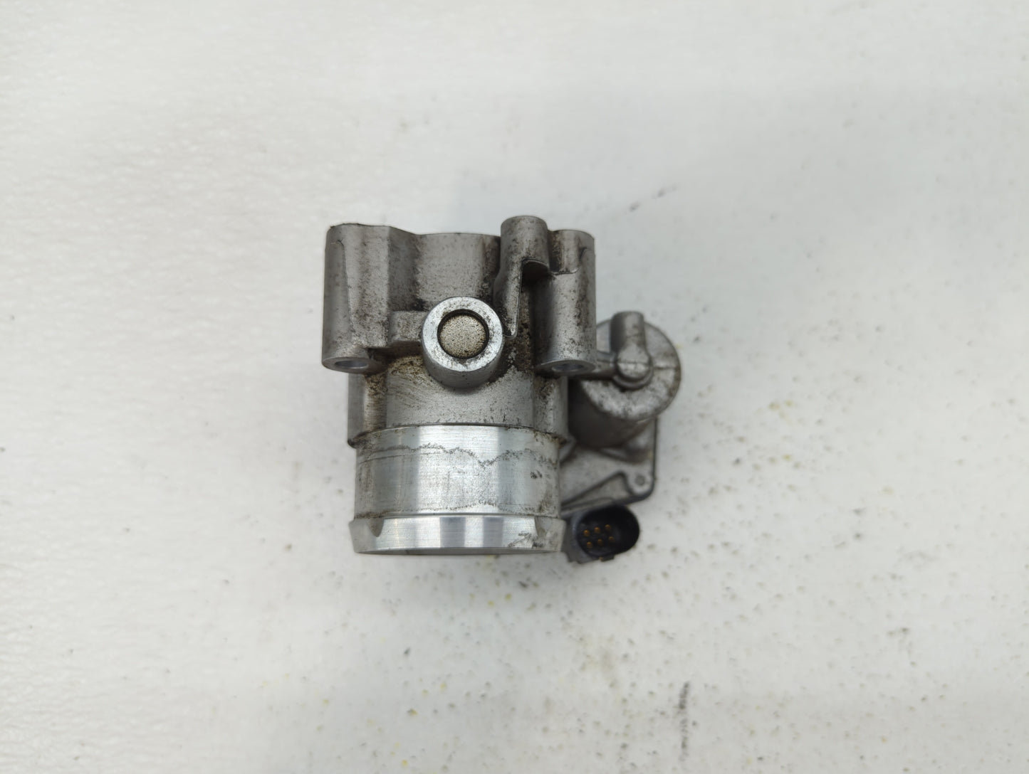 2014-2020 Ford Fusion Throttle Body P/N:DS7G-9F991-BB DS7G-9F991-CA Fits Fits 2014 2015 2016 2017 2018 2019 2020 OEM Used Au