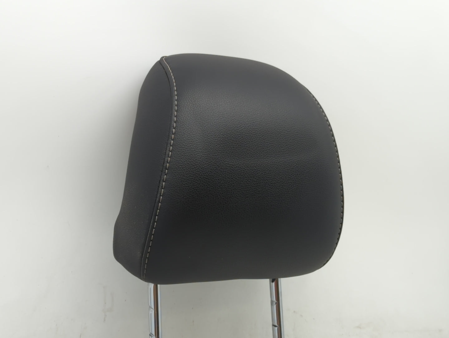 2017-2020 Ford Fusion Headrest Head Rest Rear Seat Fits Fits 2017 2018 2019 2020 OEM Used Auto Parts - Oemusedautoparts1.com