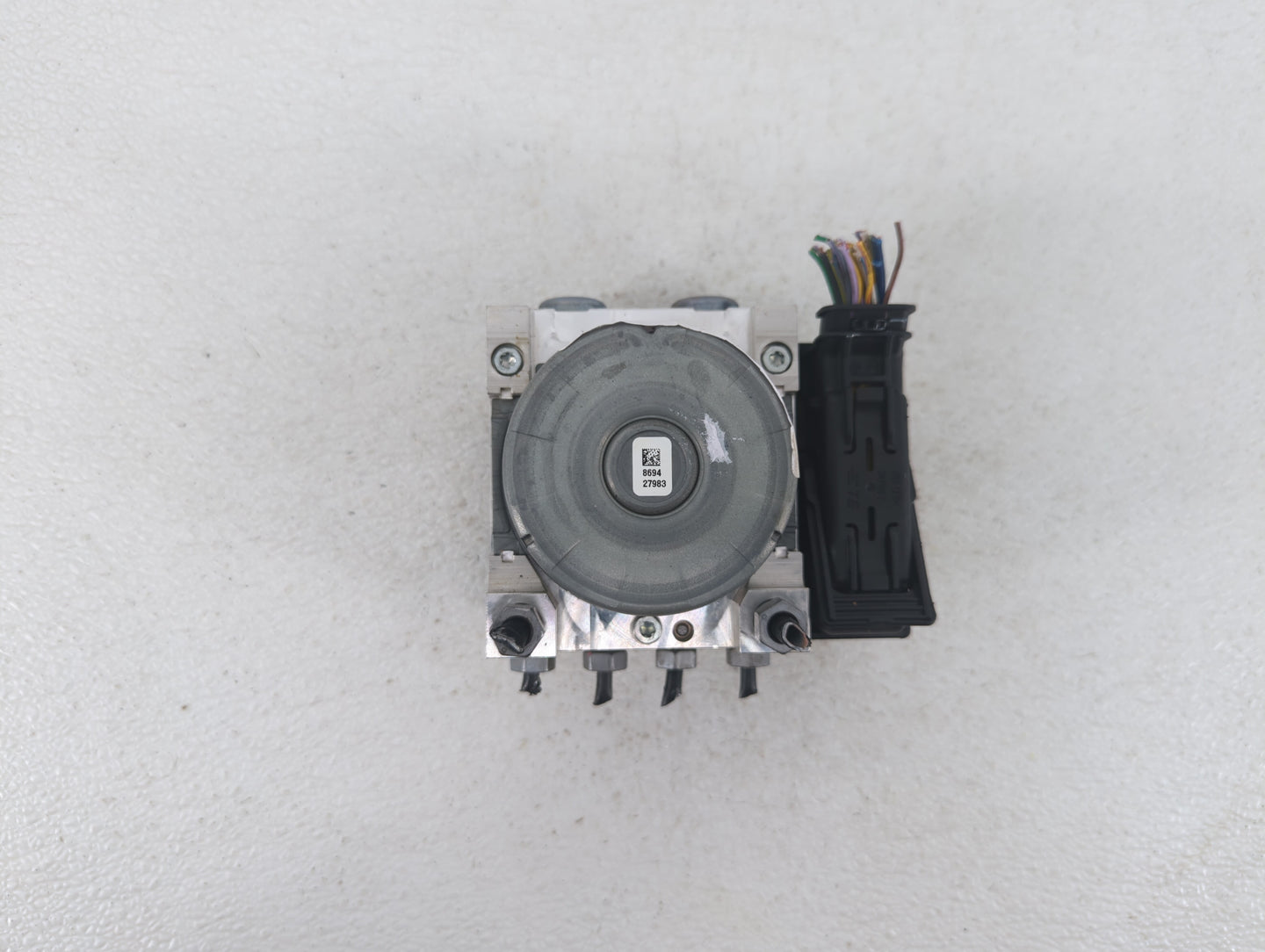 2019-2020 Ford Fusion ABS Pump Control Module Replacement P/N:KG9C-2B373-CD KG9C-2B373-CC Fits Fits 2019 2020 OEM Used Auto 