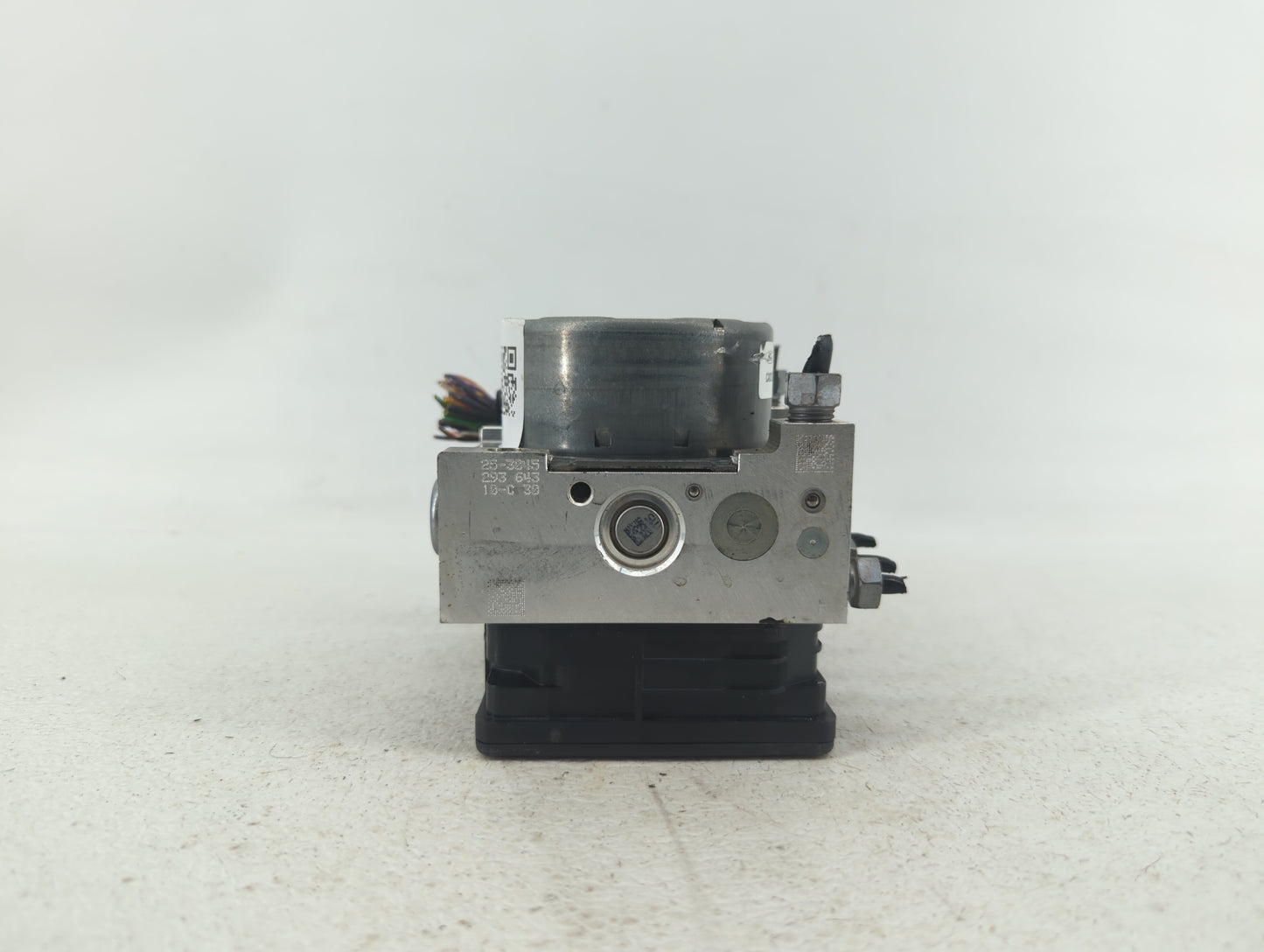 2019-2020 Ford Fusion ABS Pump Control Module Replacement P/N:KG9C-2B373-CD KG9C-2B373-CC Fits Fits 2019 2020 OEM Used Auto 