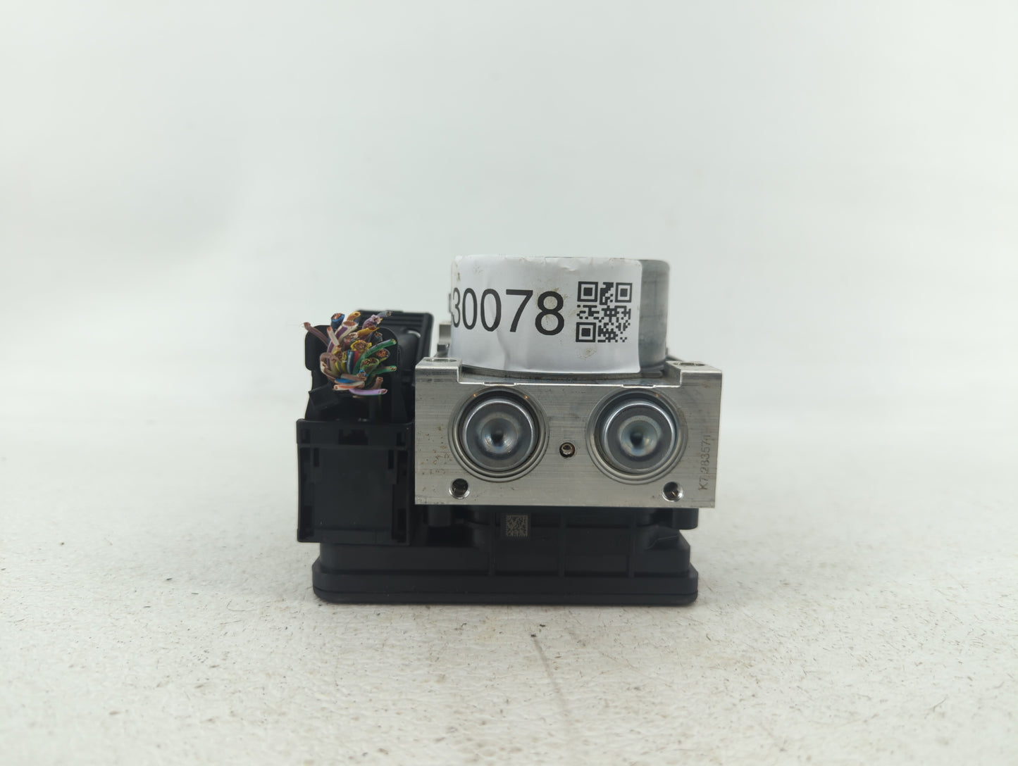 2019-2020 Ford Fusion ABS Pump Control Module Replacement P/N:KG9C-2B373-CD KG9C-2B373-CC Fits Fits 2019 2020 OEM Used Auto 