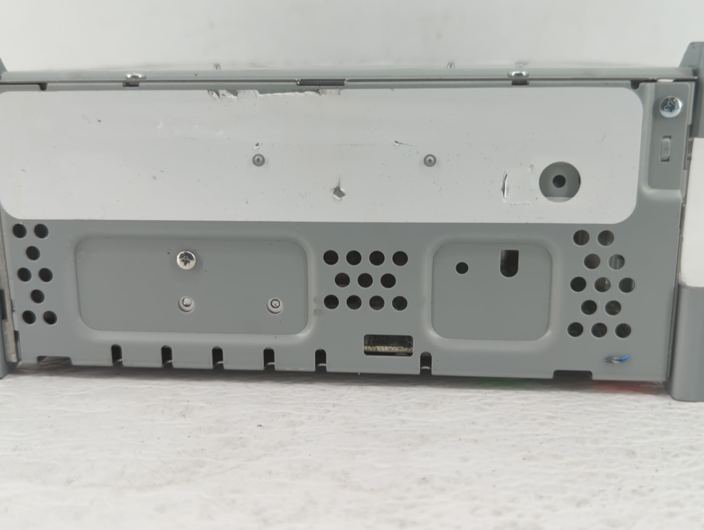 2019-2020 Ford Fusion Am Fm Cd Player Radio Receiver - Oemusedautoparts1.com
