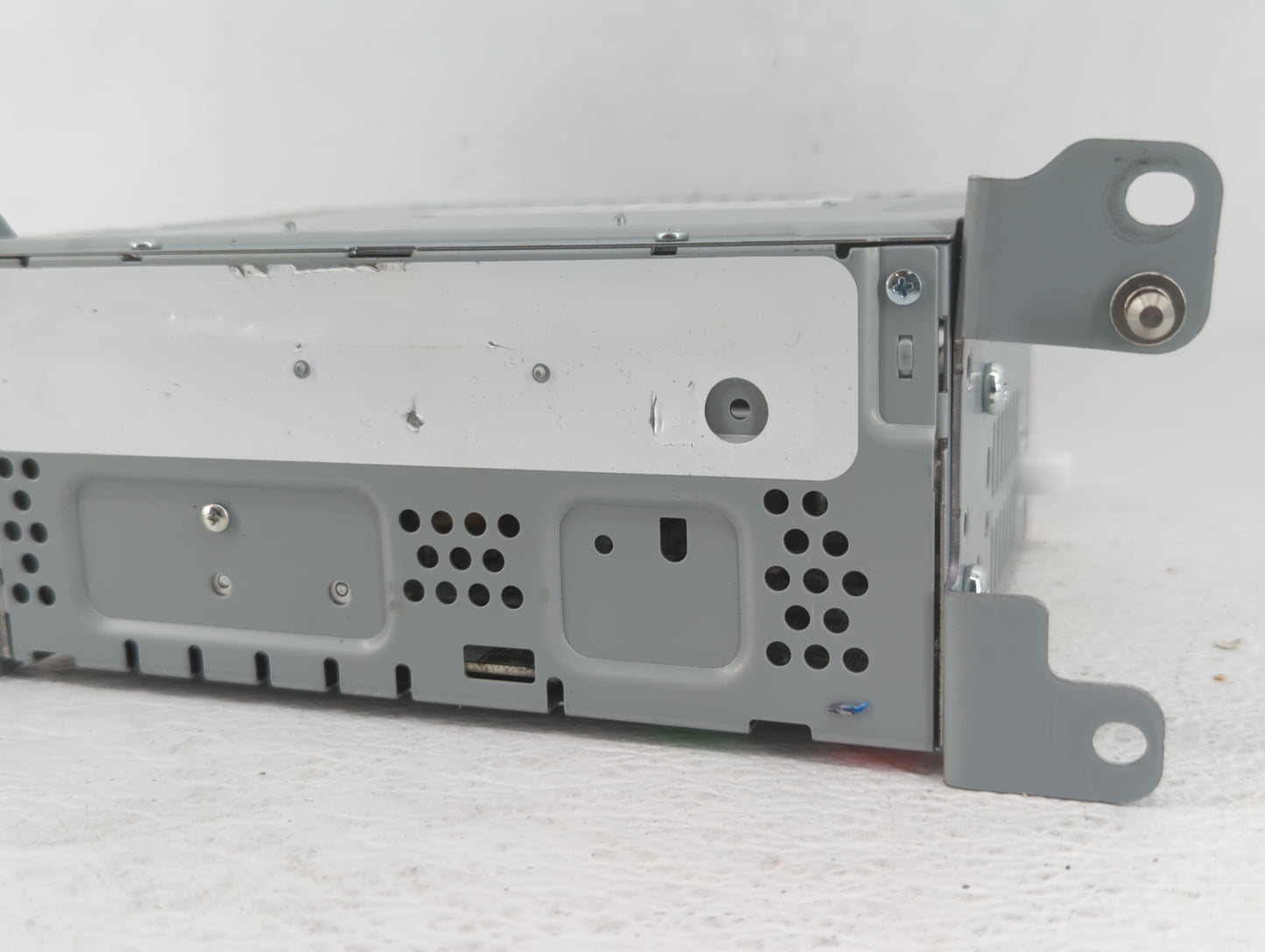 2019-2020 Ford Fusion Am Fm Cd Player Radio Receiver - Oemusedautoparts1.com