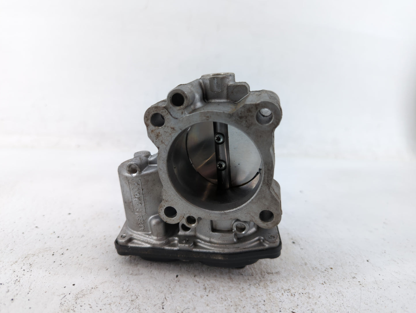 2014-2020 Ford Fusion Throttle Body P/N:DS7G-9F991-BB DS7G-9F991-CA Fits Fits 2014 2015 2016 2017 2018 2019 2020 OEM Used Au