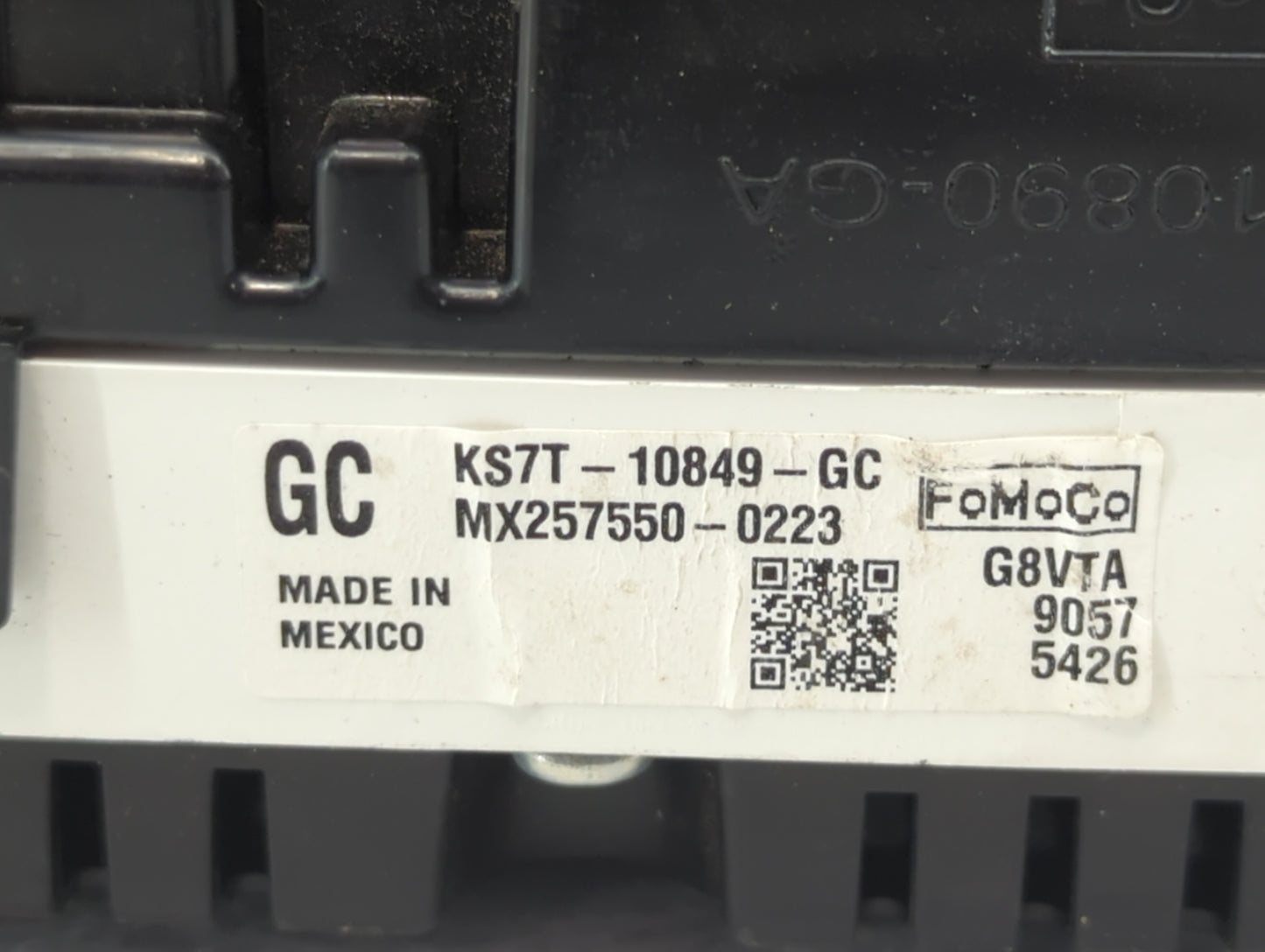 2019-2020 Ford Fusion Instrument Cluster Speedometer Gauges P/N:KS7T-10849-GD DS7T-10890-GA, KS7T-10849-GC Fits Fits 2019 20