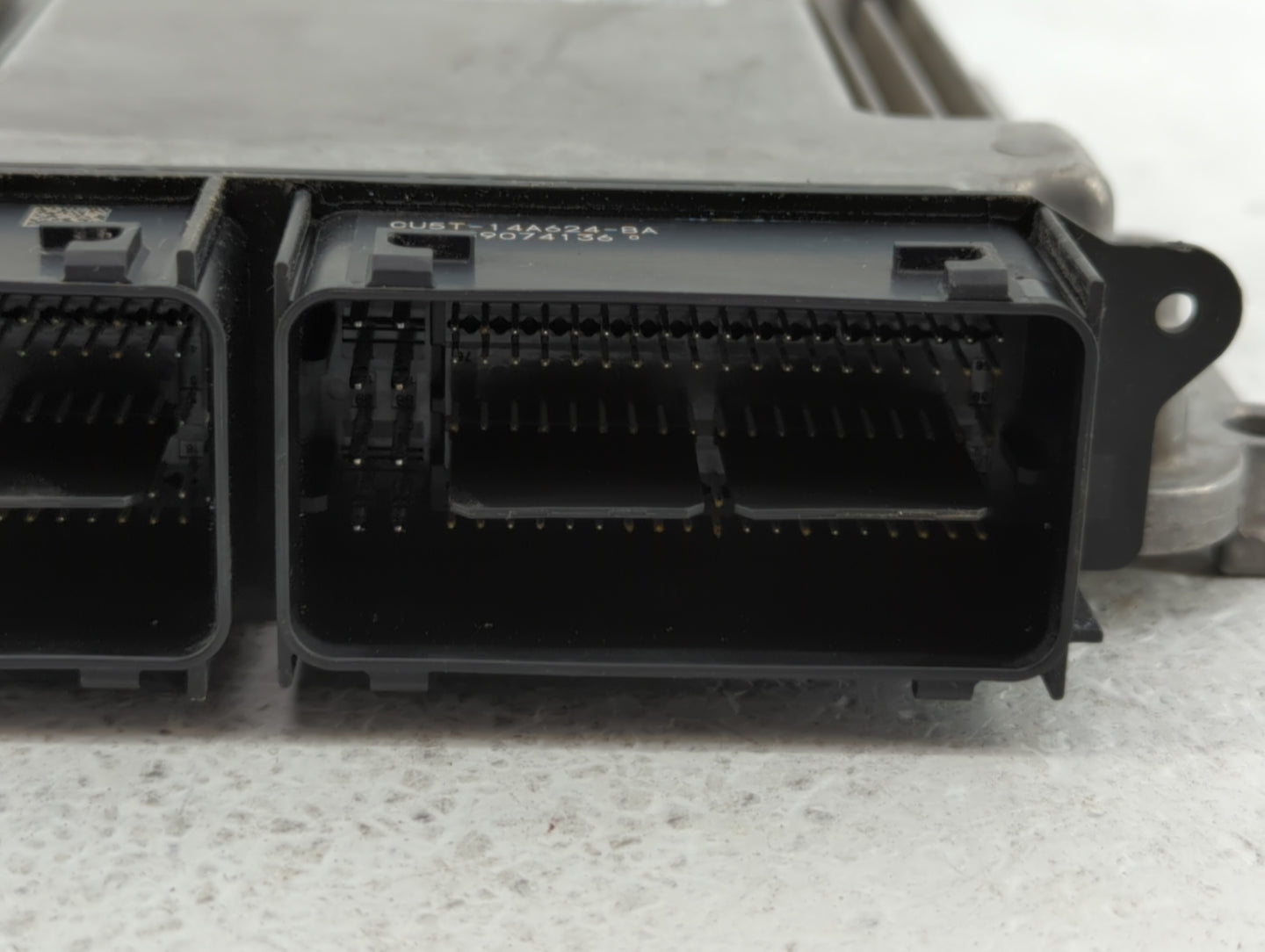 2017-2019 Ford Fusion PCM Engine Control Computer ECU ECM PCU OEM P/N:KS7A-12A650-BCA HS7A-12A650-ABB Fits Fits 2017 2018 20