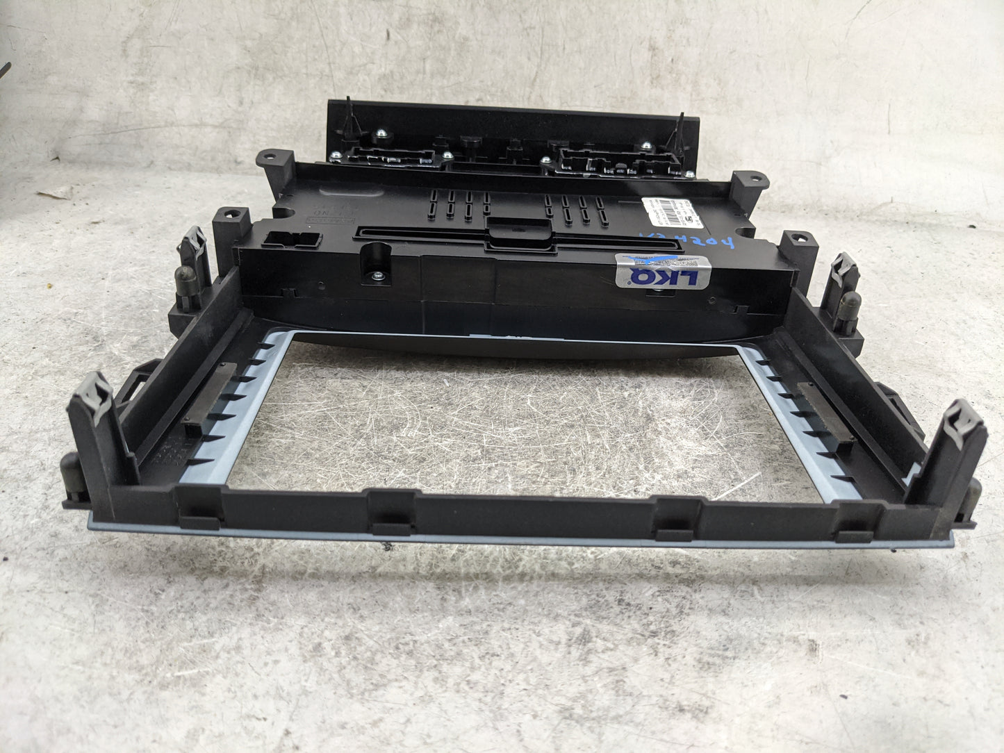 2019-2020 Ford Fusion Radio Control Panel Black - Oemusedautoparts1.com