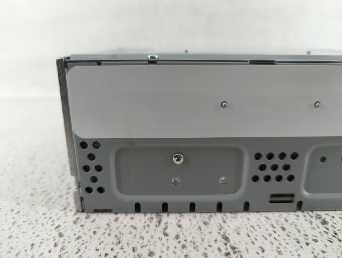 2019-2019 Ford Fusion Am Fm Cd Player Radio Receiver 510484 - Oemusedautoparts1.com