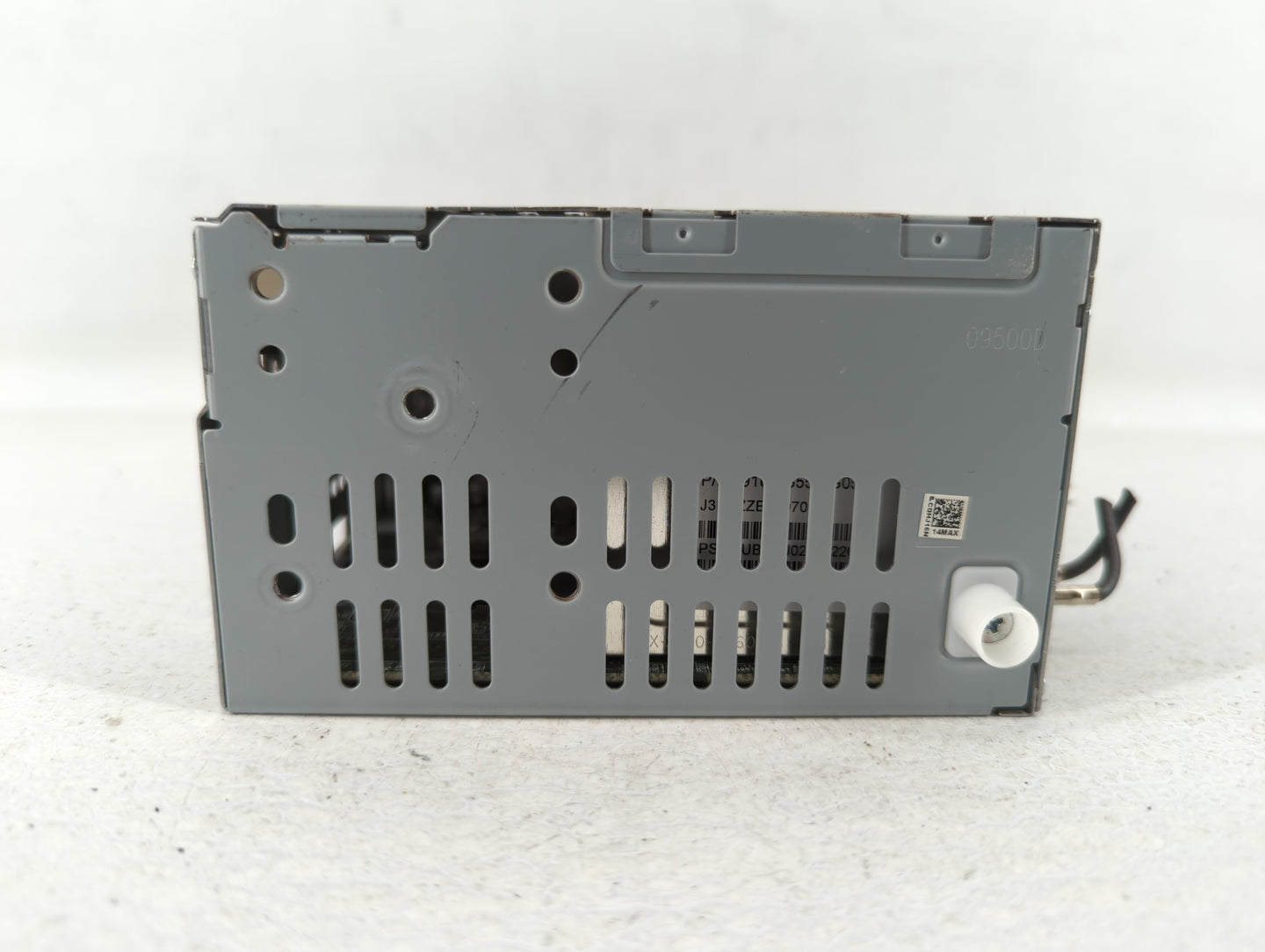 2017-2020 Ford Fusion Am Fm Cd Player Radio Receiver - Oemusedautoparts1.com