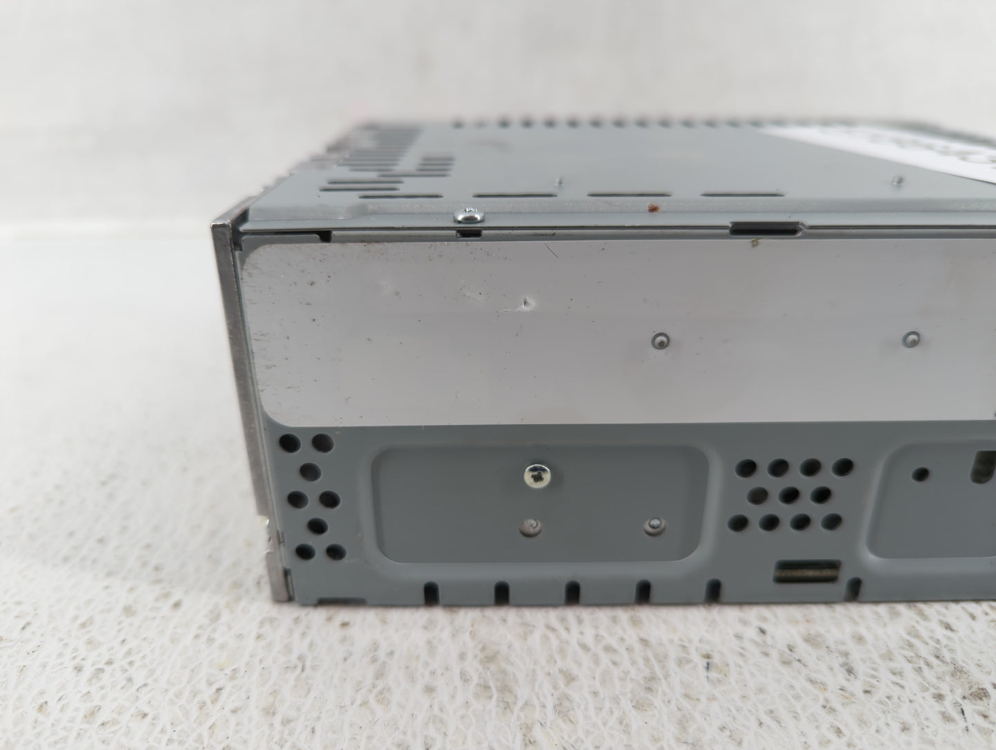 2019-2020 Ford Fusion Am Fm Cd Player Radio Receiver - Oemusedautoparts1.com