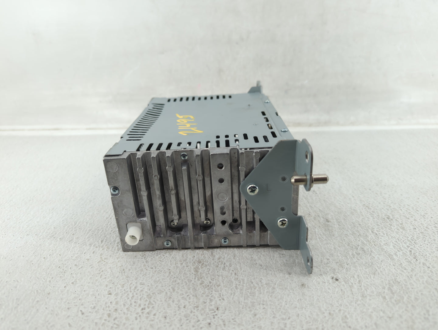 2019-2019 Ford Fusion Am Fm Cd Player Radio Receiver - Oemusedautoparts1.com