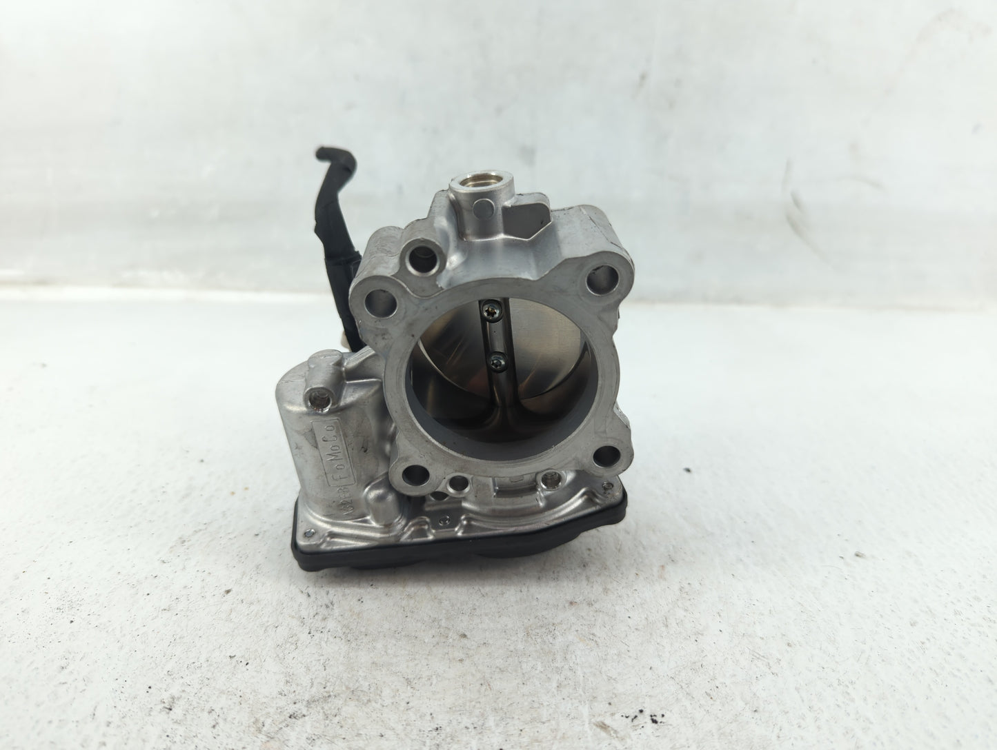 2014-2020 Ford Fusion Throttle Body P/N:DS7G-9F991-CA Fits Fits 2014 2015 2016 2017 2018 2019 2020 OEM Used Auto Parts - Oem