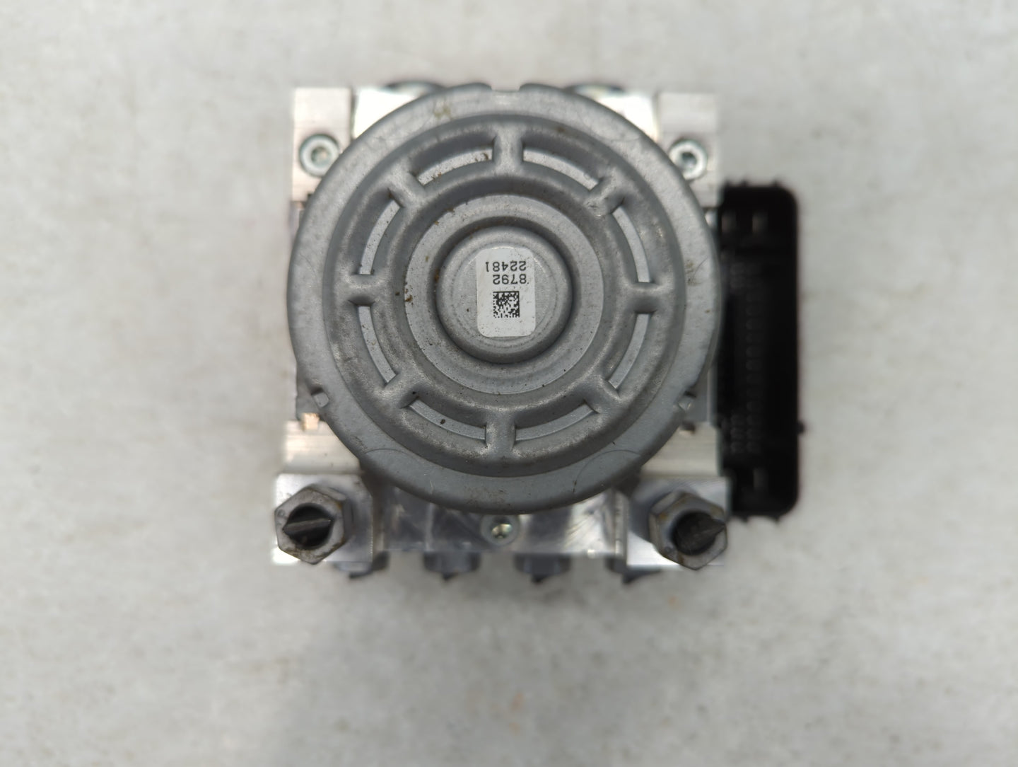 2019-2020 Ford Fusion ABS Pump Control Module Replacement P/N:KG9C-2B373-LC Fits Fits 2019 2020 OEM Used Auto Parts - Oemuse