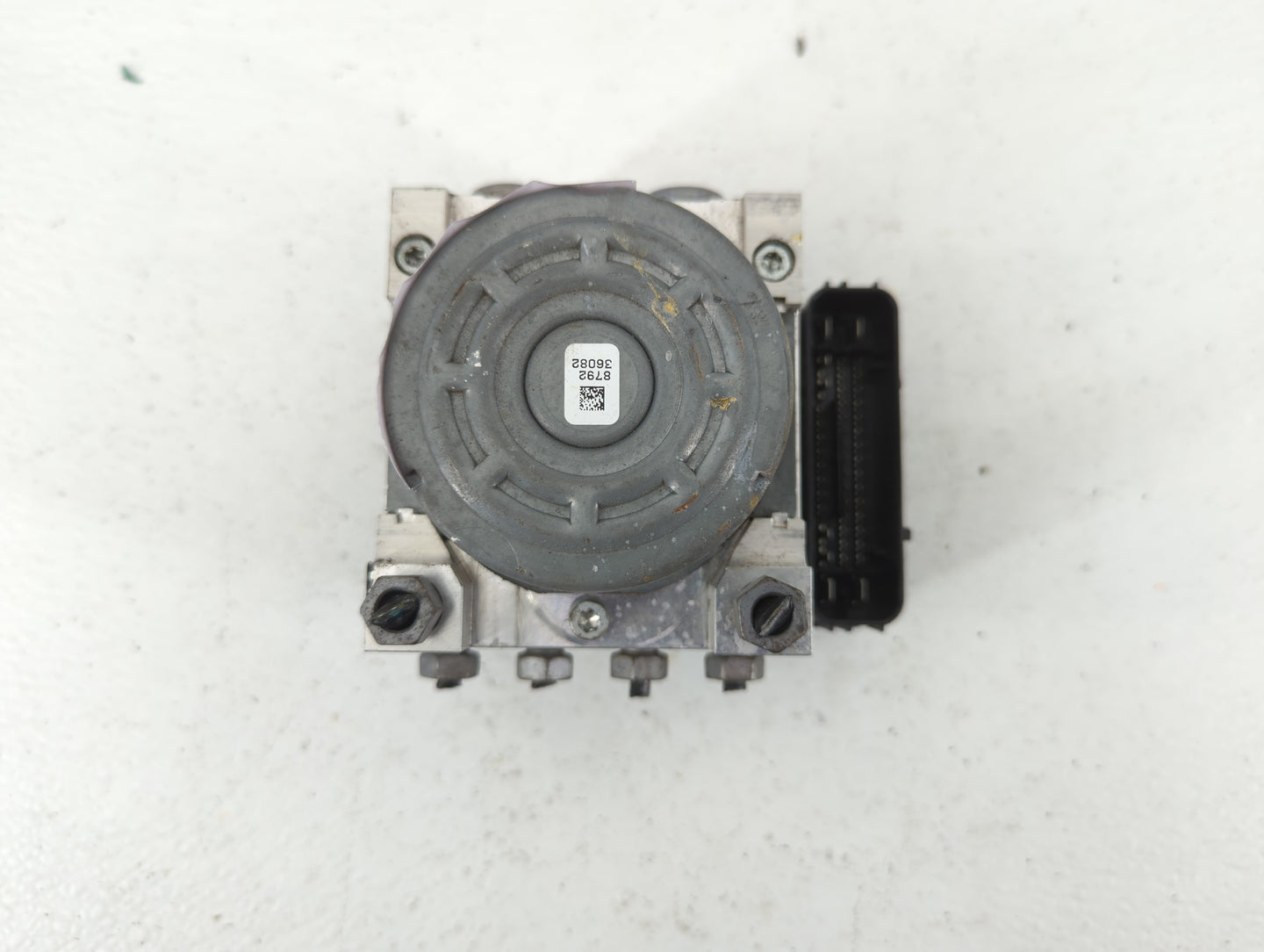 2019-2020 Ford Fusion ABS Pump Control Module Replacement P/N:KG9C-2B373-KC Fits Fits 2019 2020 OEM Used Auto Parts - Oemuse