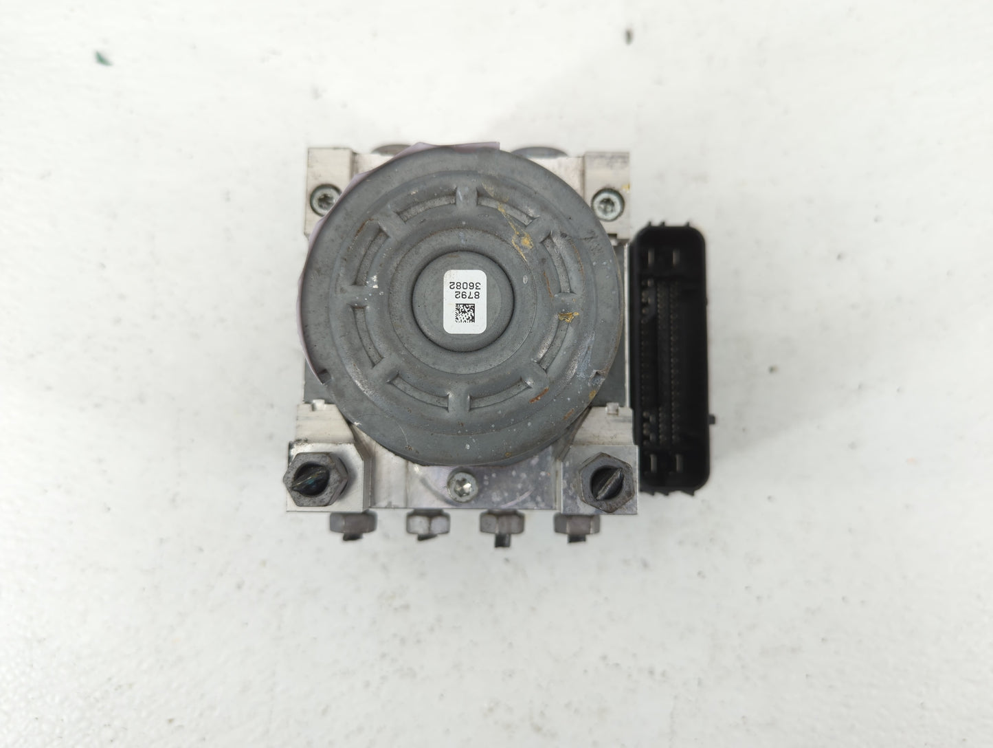 2019-2020 Ford Fusion ABS Pump Control Module Replacement P/N:KG9C-2B373-KC Fits Fits 2019 2020 OEM Used Auto Parts - Oemuse