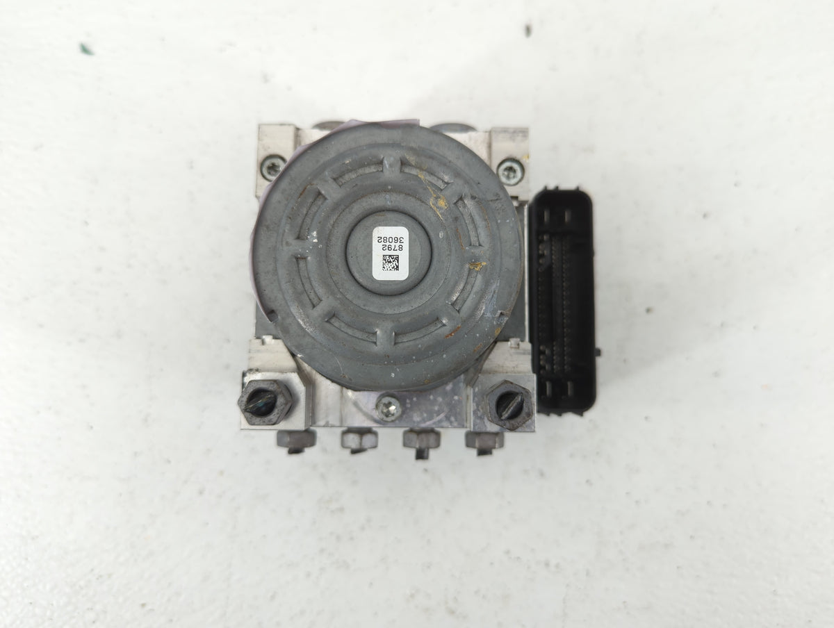 2019-2020 Ford Fusion Anti-Lock Brake ABS Pump Module Actuator OEM P/N:KG9C-2B373-KC Fits Fits 2019 2020 OEM Used Auto Parts
