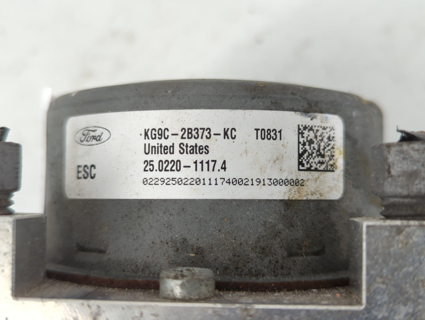 2019-2020 Ford Fusion ABS Pump Control Module Replacement P/N:KG9C-2B373-KC Fits Fits 2019 2020 OEM Used Auto Parts - Oemuse