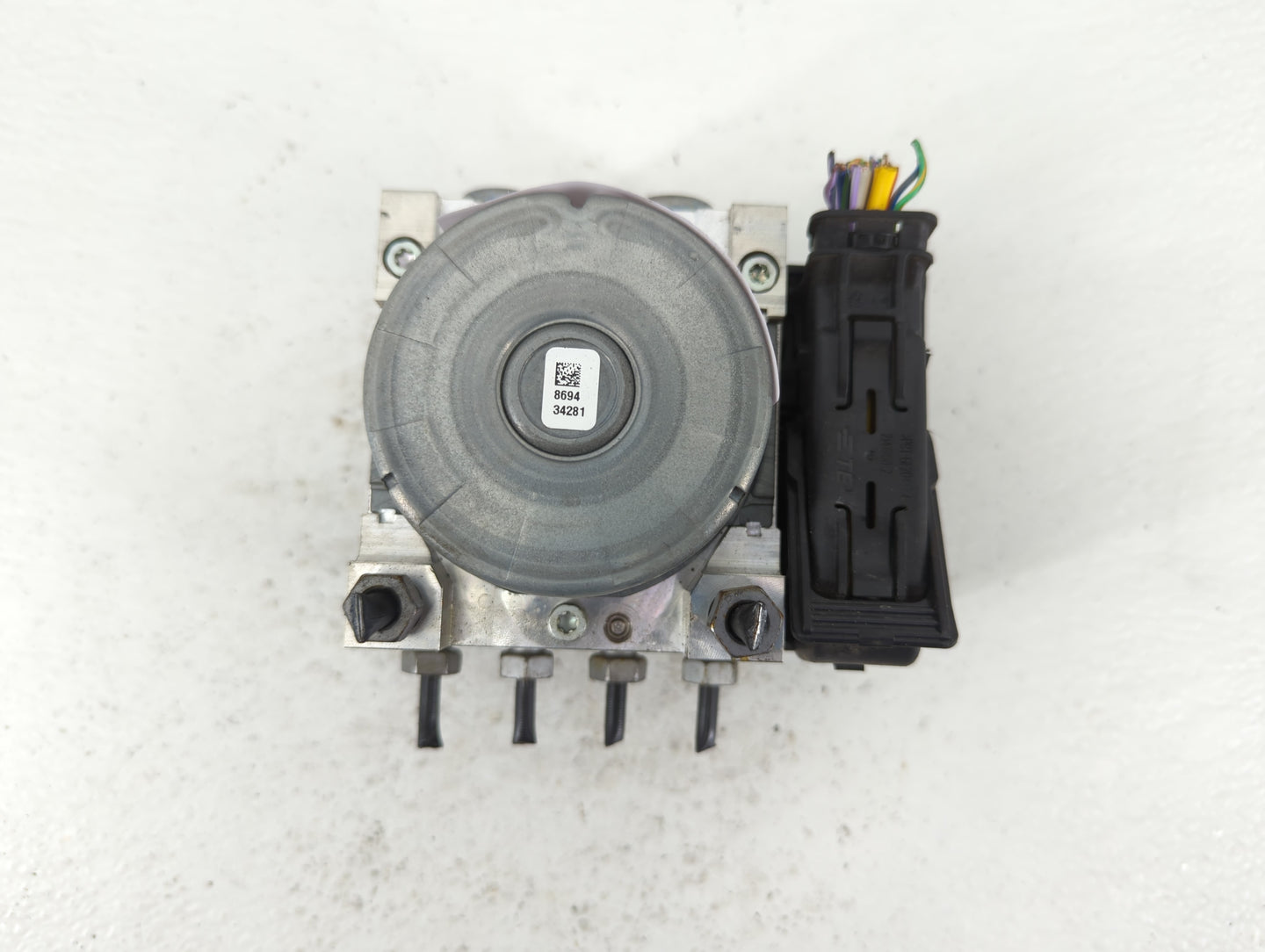 2019-2020 Ford Fusion ABS Pump Control Module Replacement P/N:KG9C-2B373-LC Fits Fits 2019 2020 OEM Used Auto Parts - Oemuse