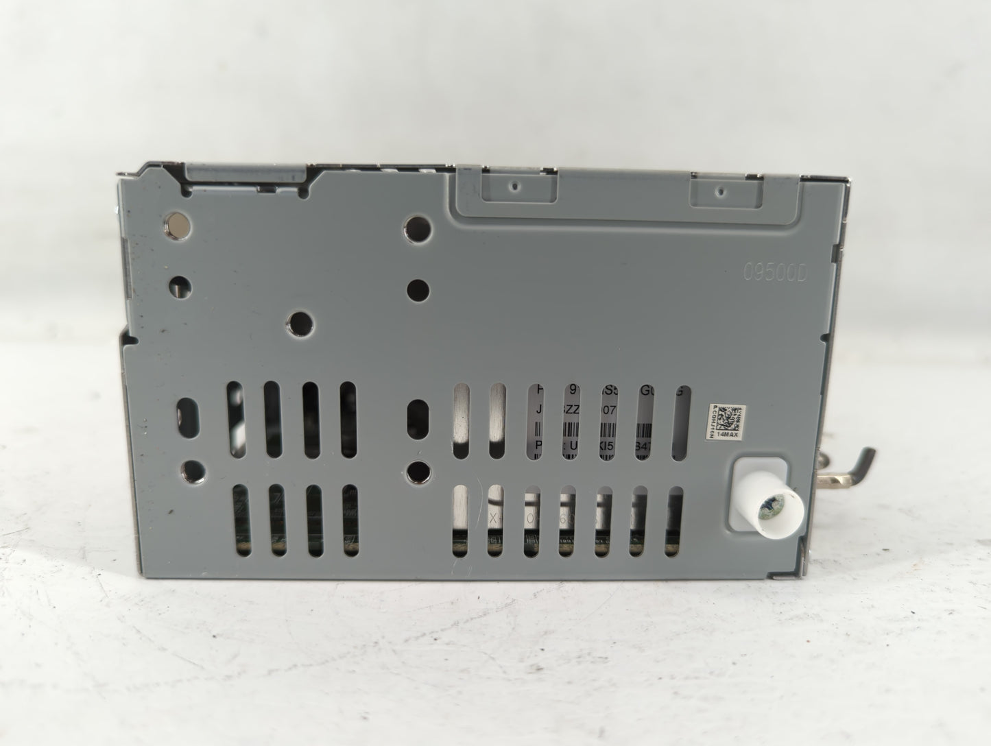2019-2020 Ford Fusion Am Fm Cd Player Radio Receiver - Oemusedautoparts1.com