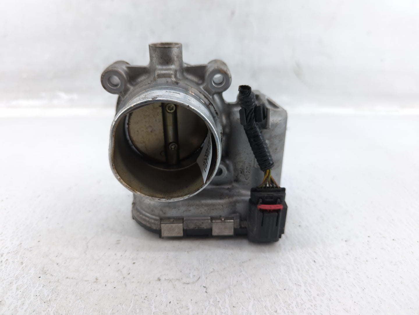 2014-2020 Ford Fusion Throttle Body P/N:DS7E-9F991-BB Fits Fits 2014 2015 2016 2017 2018 2019 2020 2021 2022 OEM Used Auto P