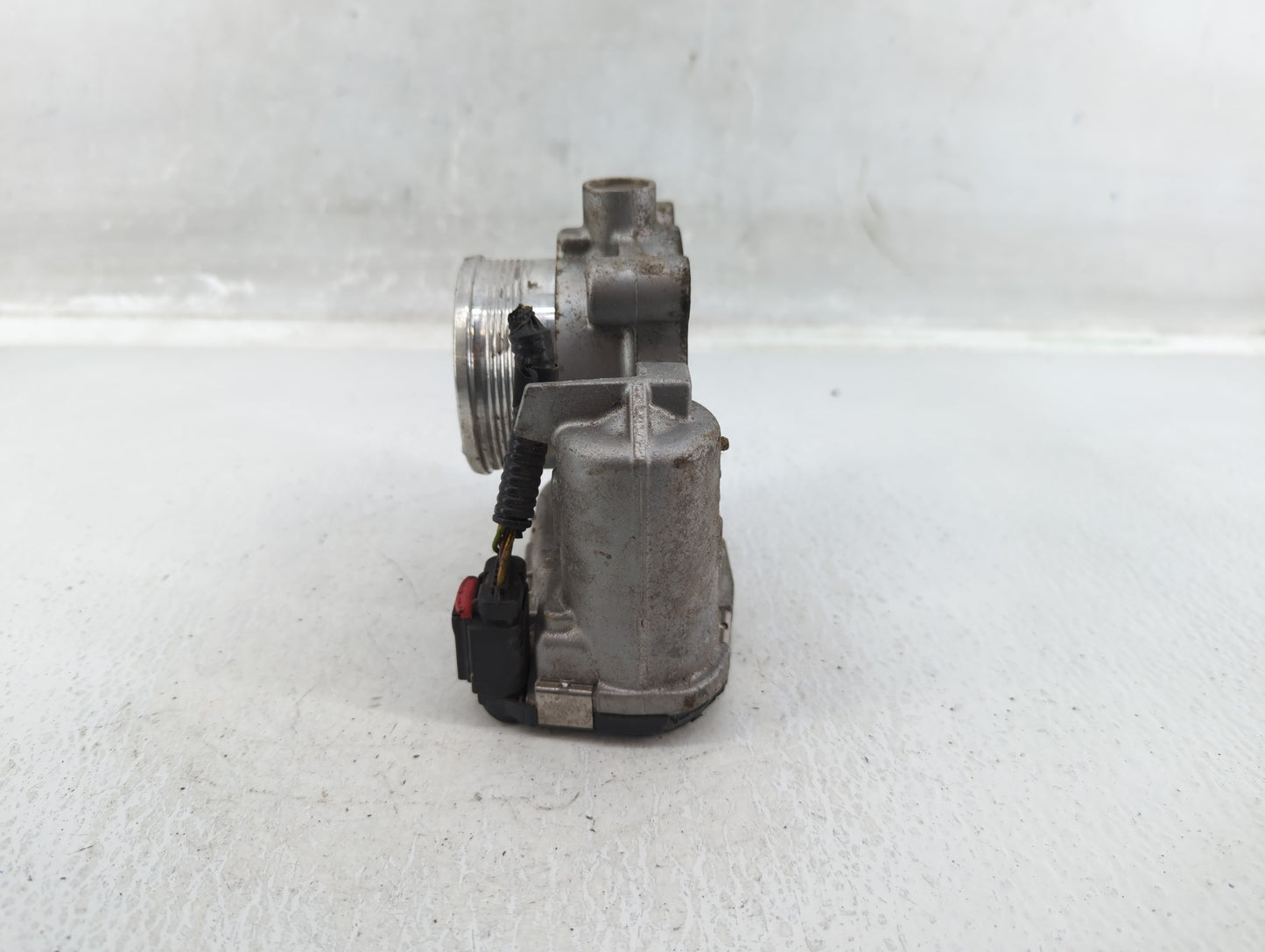 2014-2020 Ford Fusion Throttle Body P/N:DS7E-9F991-BB Fits Fits 2014 2015 2016 2017 2018 2019 2020 2021 2022 OEM Used Auto P