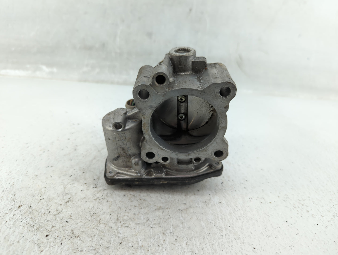 2014-2020 Ford Fusion Throttle Body P/N:B18 289 5002 DS7G-9F991-CA Fits Fits 2014 2015 2016 2017 2018 2019 2020 OEM Used Aut