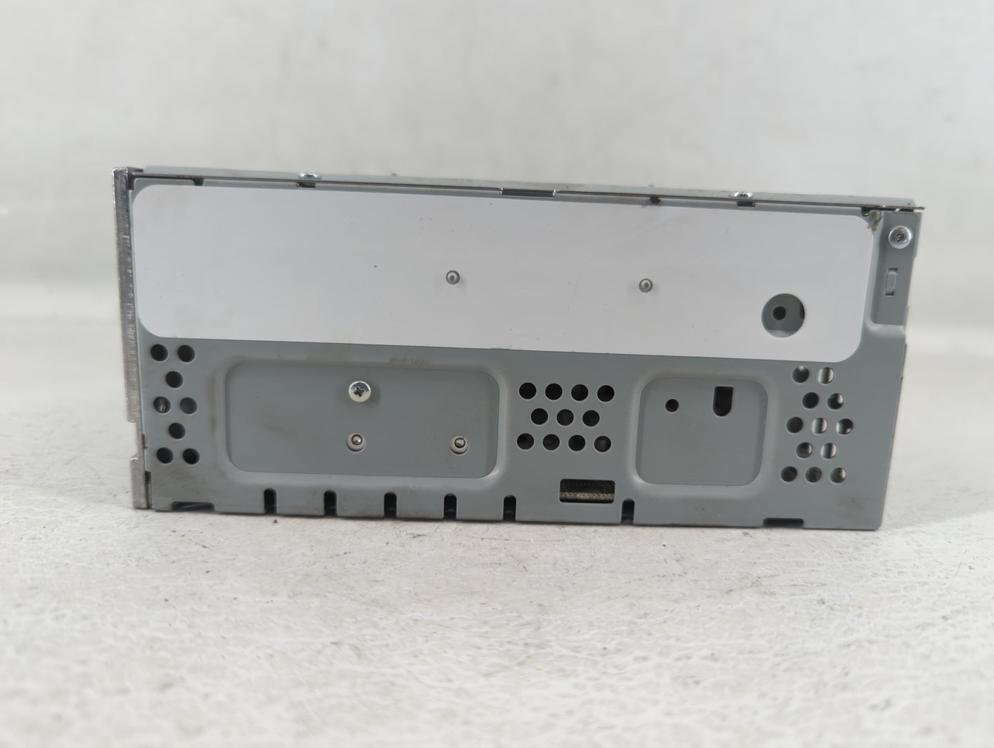 2019-2020 Ford Fusion Am Fm Cd Player Radio Receiver - Oemusedautoparts1.com