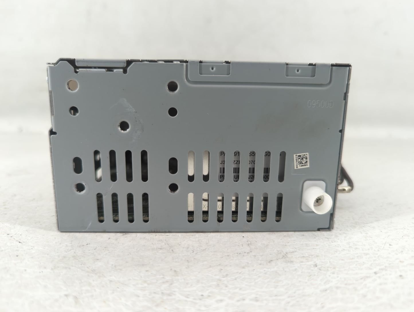 2019-2020 Ford Fusion Am Fm Cd Player Radio Receiver - Oemusedautoparts1.com