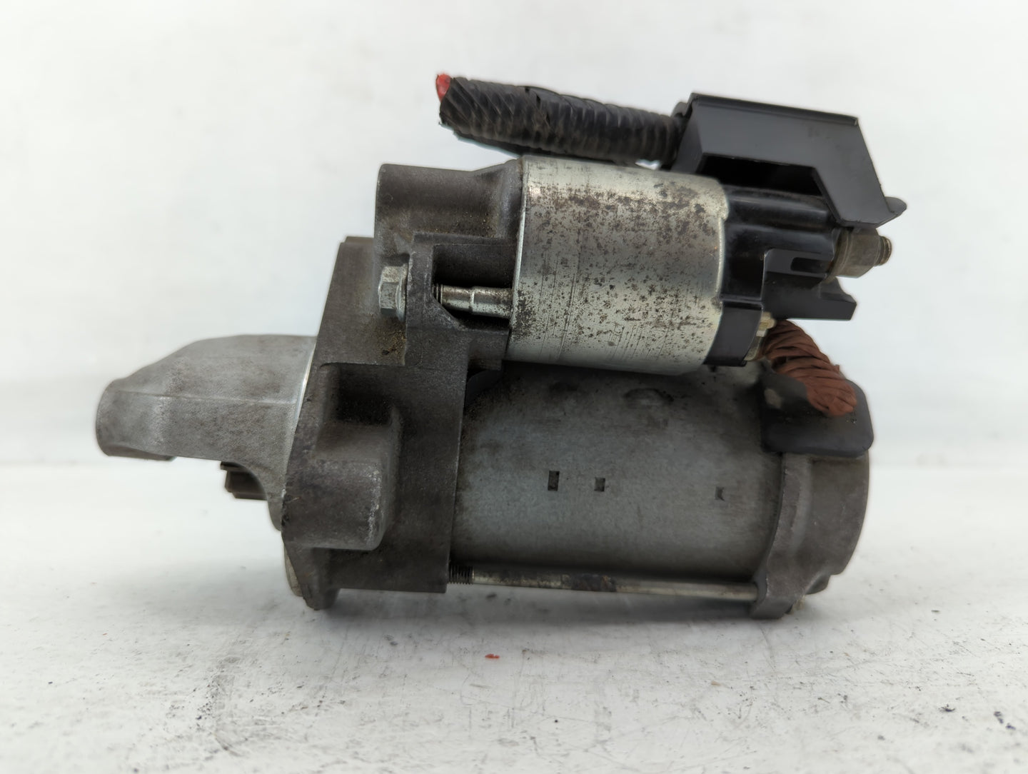 2013-2020 Ford Fusion Car Starter Motor Solenoid OEM P/N:TN428000 9560 DS7T-11000-HB Fits OEM Used Auto Parts - Oemusedautop