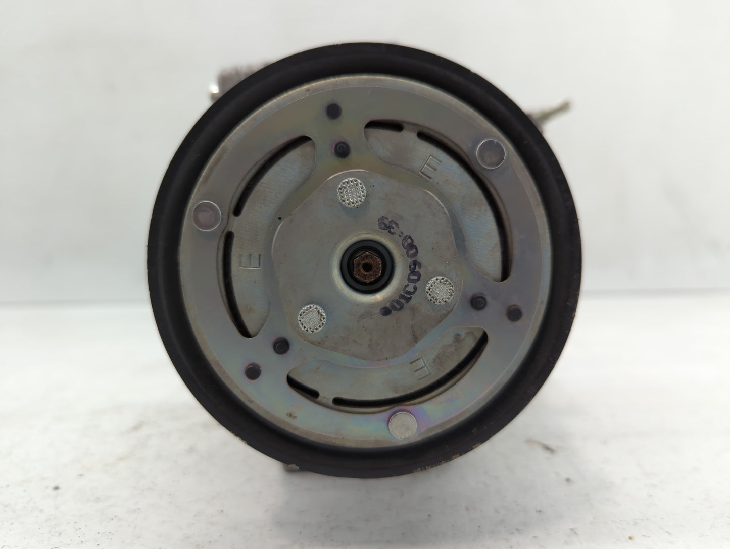 2017-2020 Ford Fusion Air Conditioning A/c Ac Compressor Oem 630692 - Oemusedautoparts1.com