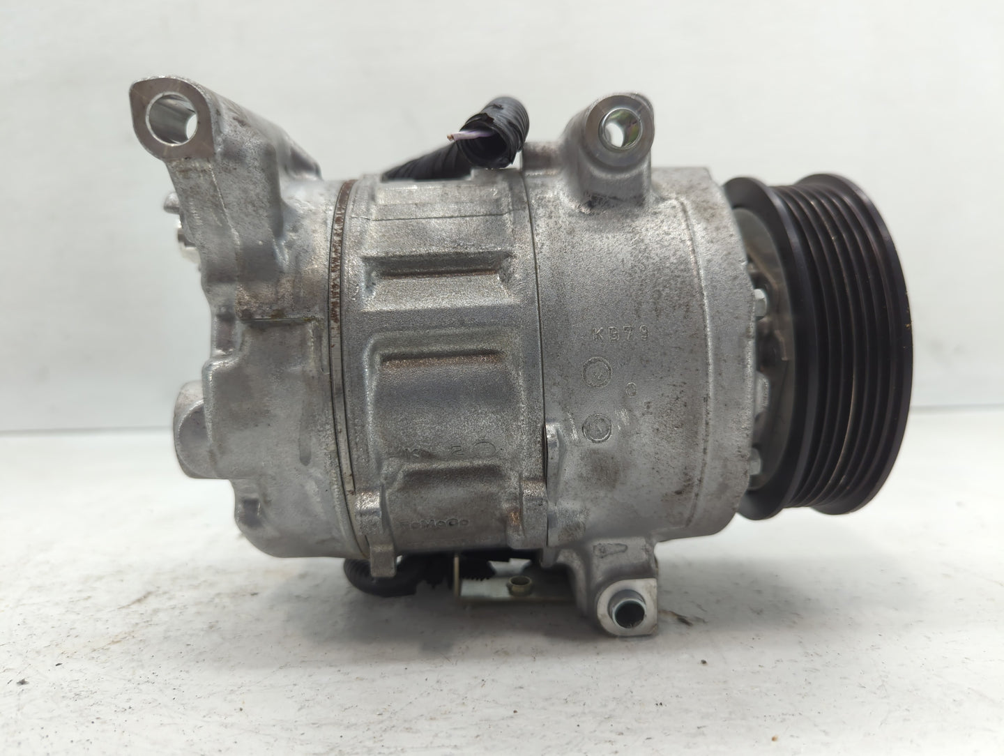 2017-2020 Ford Fusion Air Conditioning A/c Ac Compressor Oem 630692 - Oemusedautoparts1.com