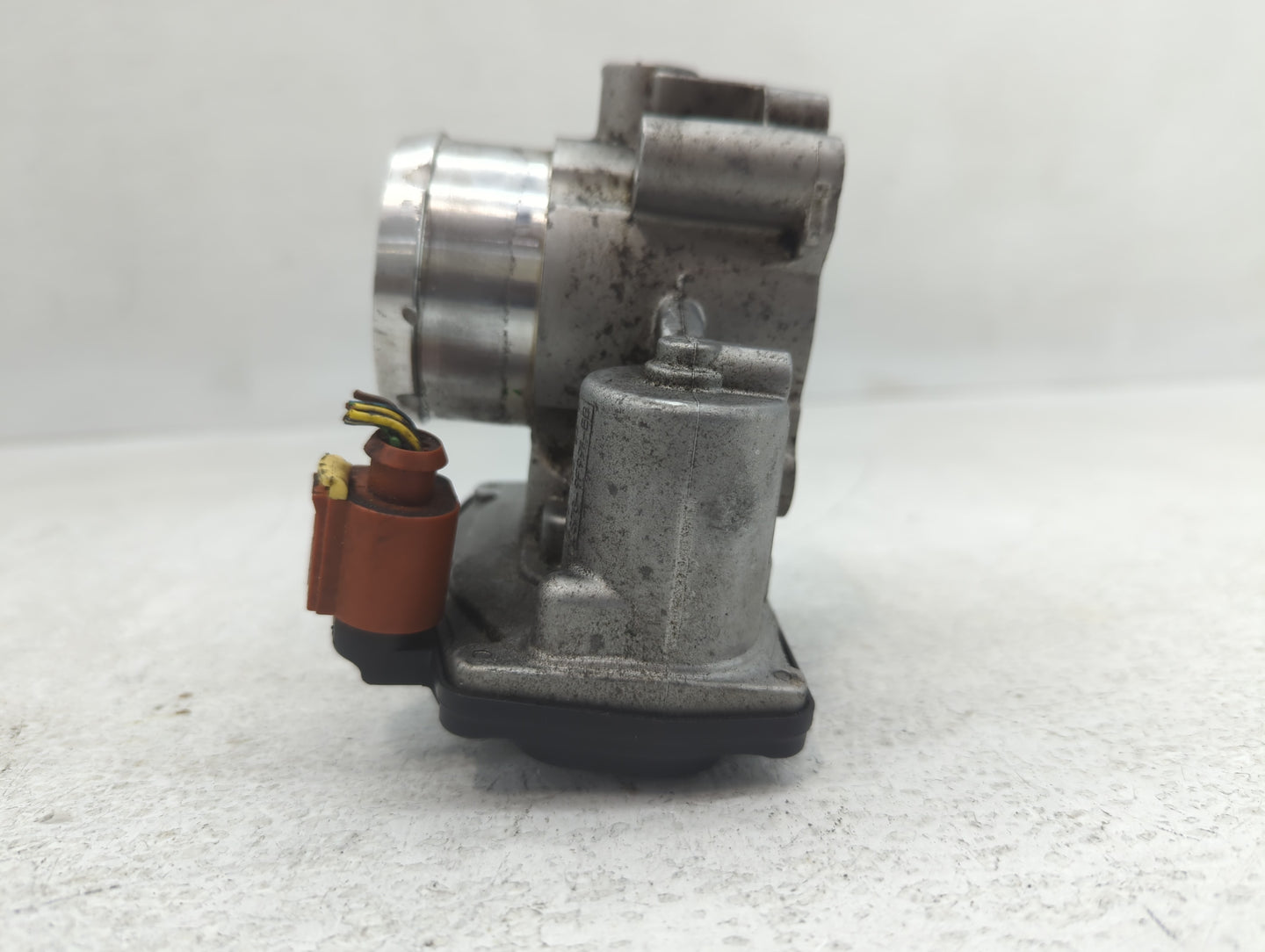 2014-2020 Ford Fusion Throttle Body P/N:DS7G-9F991-BB Fits Fits 2014 2015 2016 2017 2018 2019 2020 OEM Used Auto Parts - Oem