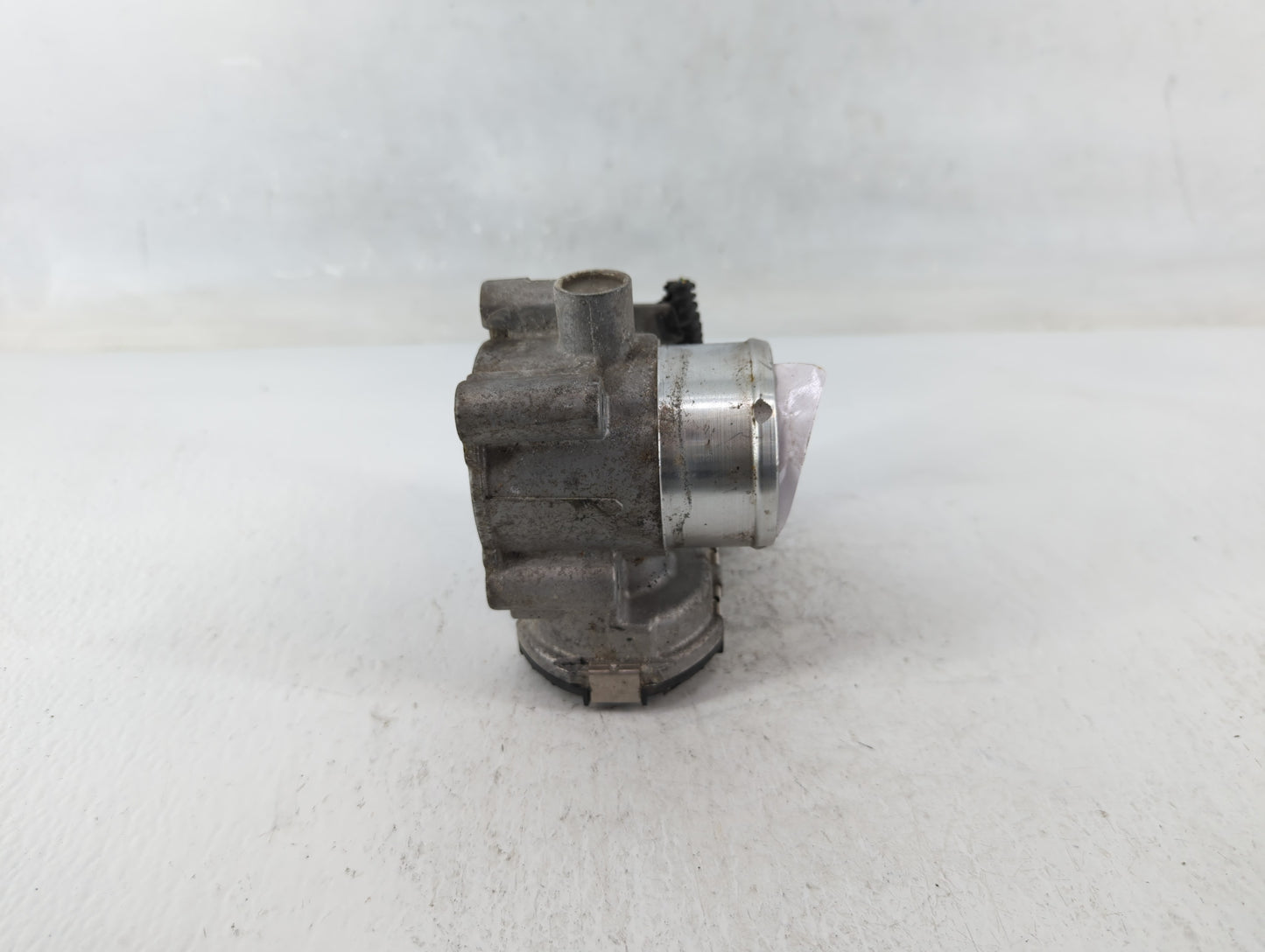 2014-2020 Ford Fusion Throttle Body P/N:DS7G-9F991-CA Fits Fits 2014 2015 2016 2017 2018 2019 2020 OEM Used Auto Parts - Oem