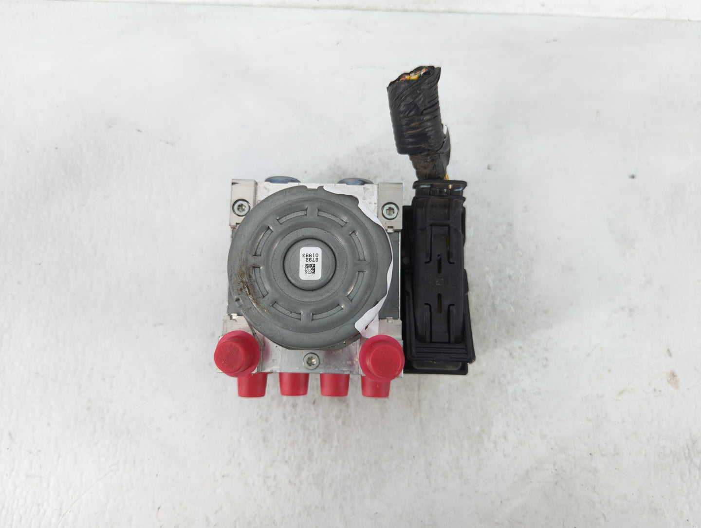 2019-2020 Ford Fusion ABS Pump Control Module Replacement P/N:KG9C-2B373-KC Fits Fits 2019 2020 OEM Used Auto Parts - Oemuse