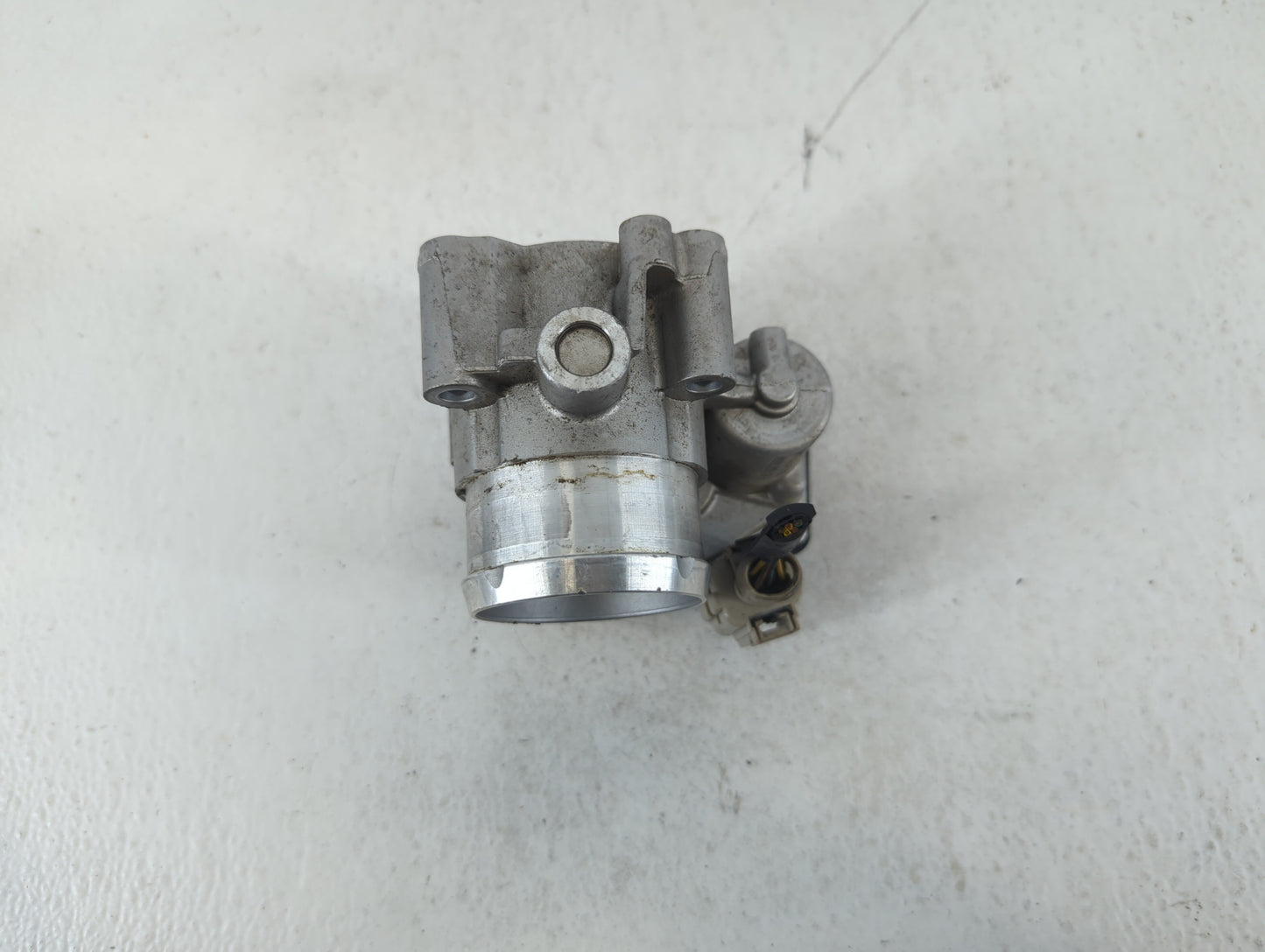 2014-2020 Ford Fusion Throttle Body P/N:B18 164 4089 DS7G-9F991-CA Fits Fits 2014 2015 2016 2017 2018 2019 2020 OEM Used Aut