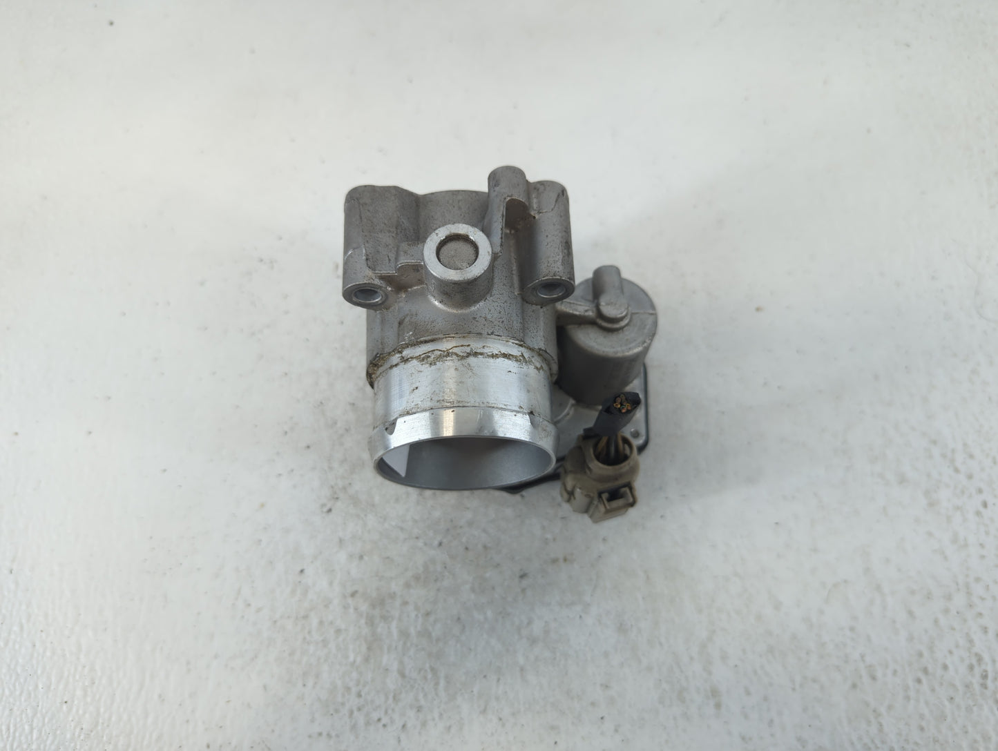 2014-2020 Ford Fusion Throttle Body P/N:B17 282 5332 DS7G-9F991-CA Fits Fits 2014 2015 2016 2017 2018 2019 2020 OEM Used Aut