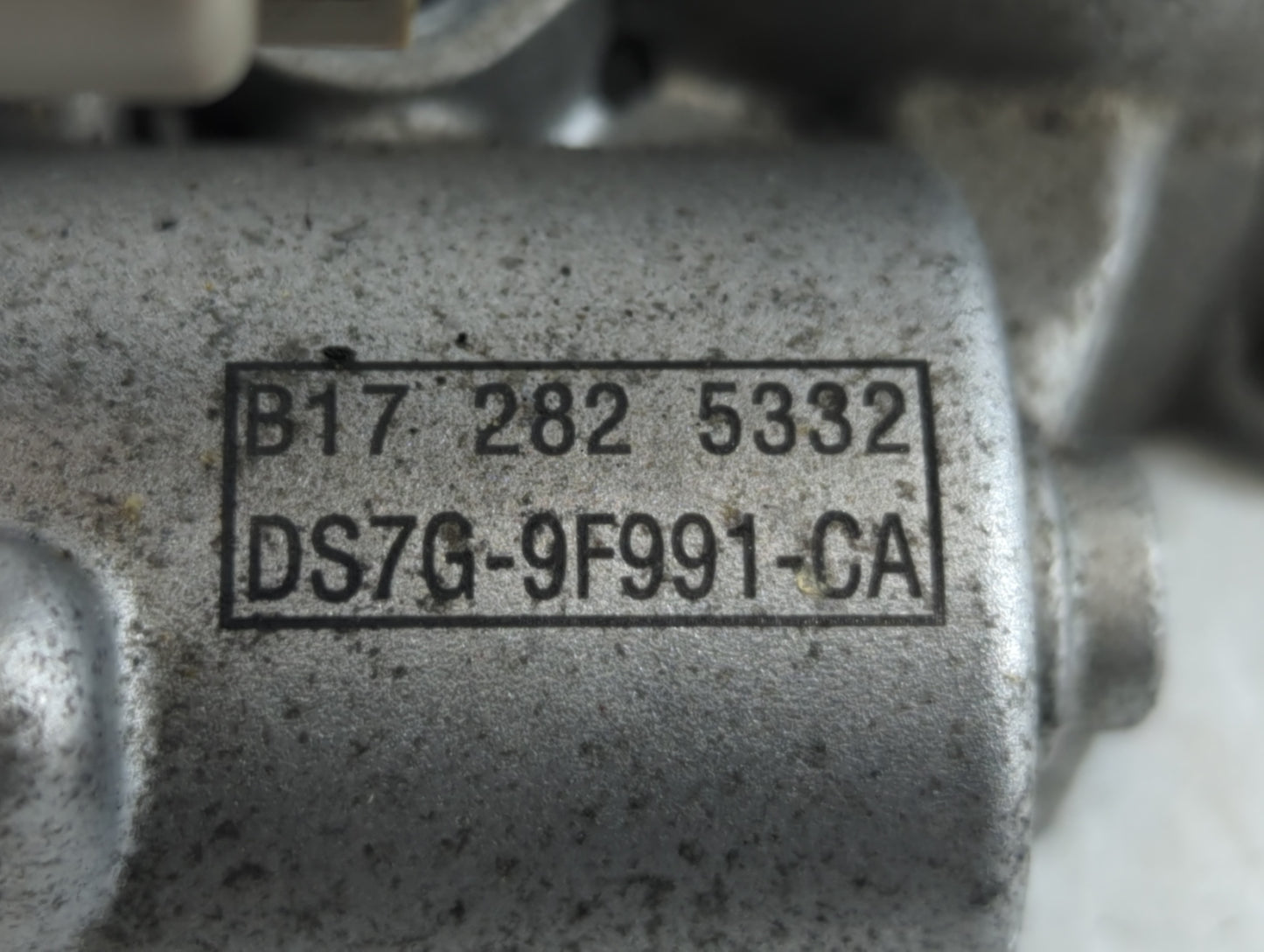 2014-2020 Ford Fusion Throttle Body P/N:B17 282 5332 DS7G-9F991-CA Fits Fits 2014 2015 2016 2017 2018 2019 2020 OEM Used Aut