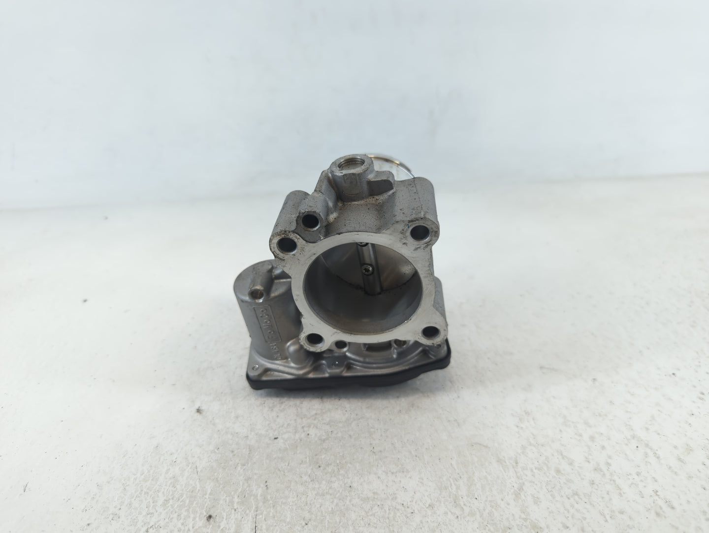 2014-2020 Ford Fusion Throttle Body P/N:K18 082 0655 DS7G-9F991-CA Fits Fits 2014 2015 2016 2017 2018 2019 2020 OEM Used Aut