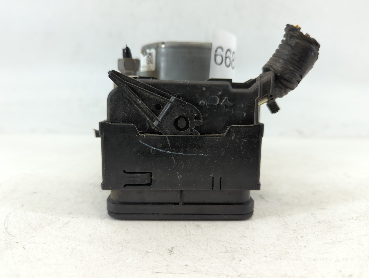 2019-2020 Ford Fusion ABS Pump Control Module Replacement P/N:KG9C-2B373-LC Fits Fits 2019 2020 OEM Used Auto Parts - Oemuse