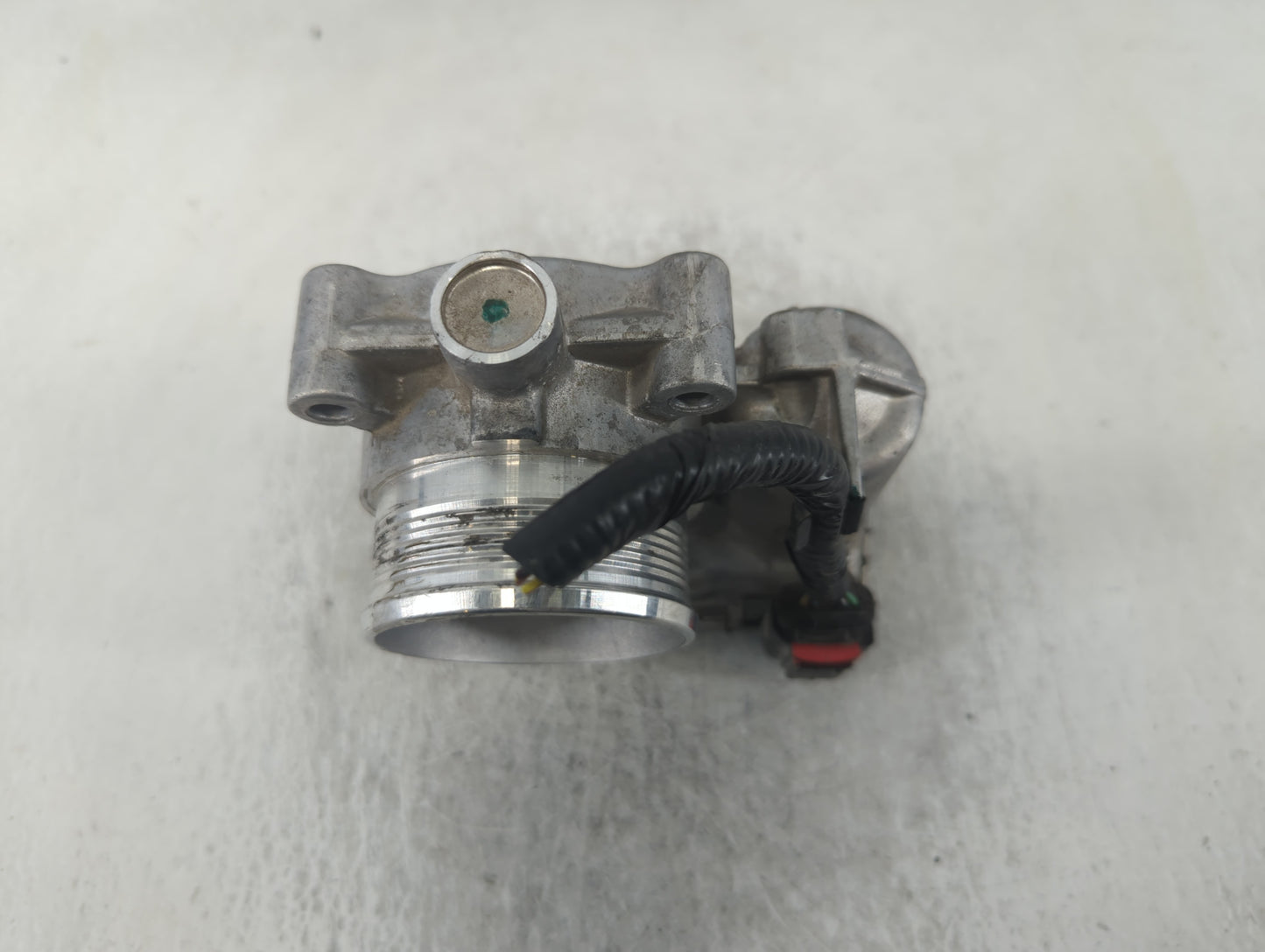 2014-2020 Ford Fusion Throttle Body P/N:DS7E-9F991-BB Fits Fits 2014 2015 2016 2017 2018 2019 2020 2021 2022 OEM Used Auto P