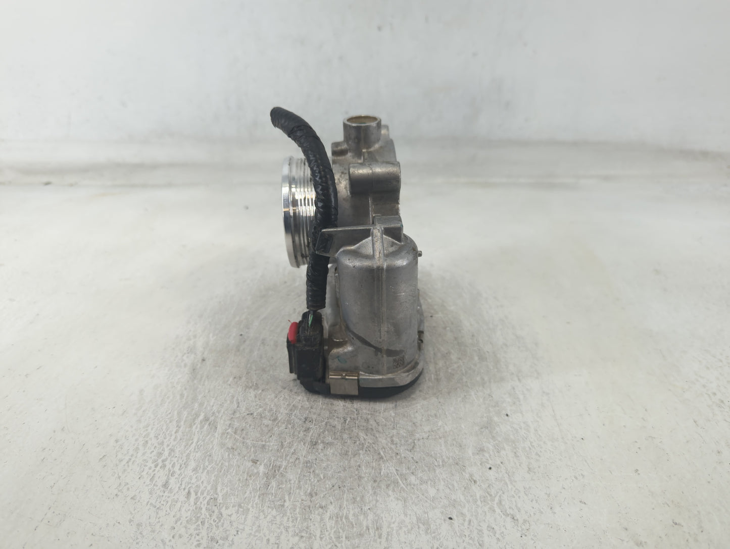 2014-2020 Ford Fusion Throttle Body P/N:DS7E-9F991-BB Fits Fits 2014 2015 2016 2017 2018 2019 2020 2021 2022 OEM Used Auto P