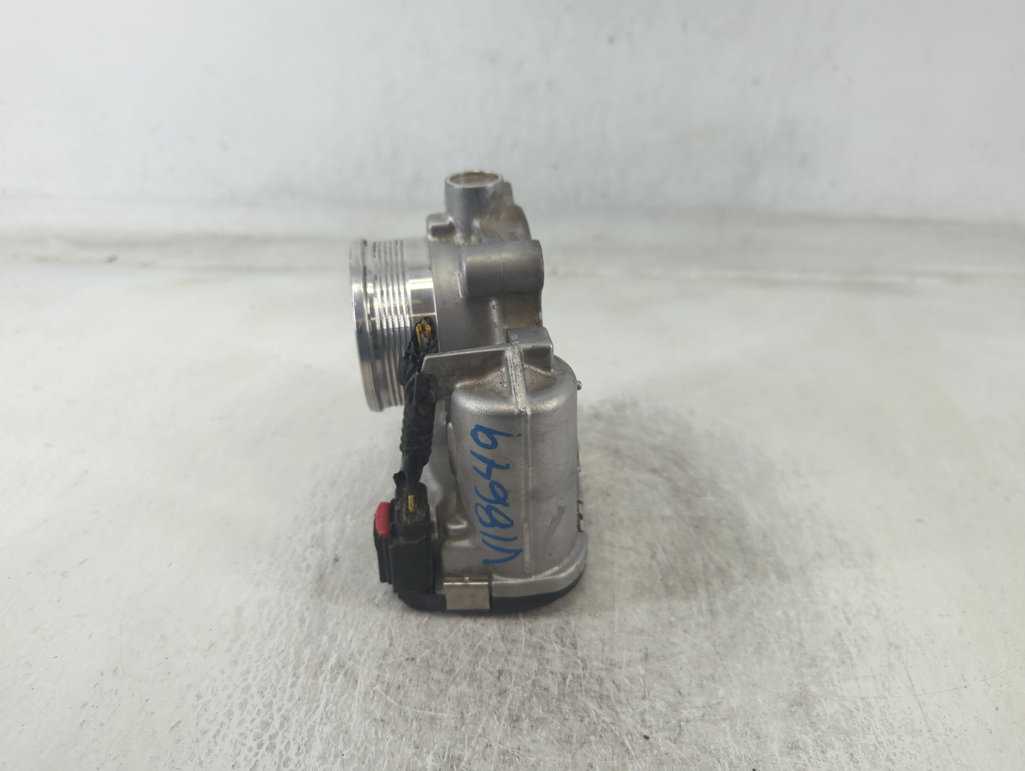 2014-2020 Ford Fusion Throttle Body P/N:DS7E-9F991-BB Fits Fits 2014 2015 2016 2017 2018 2019 2020 2021 2022 OEM Used Auto P