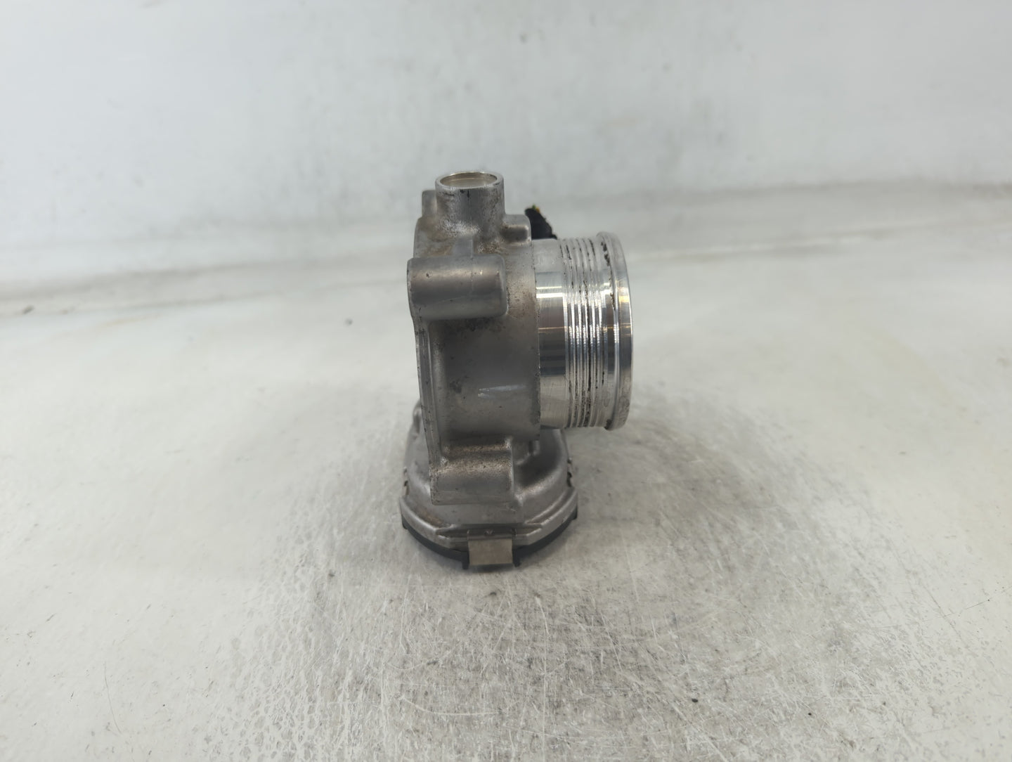 2014-2020 Ford Fusion Throttle Body P/N:DS7E-9F991-BB Fits Fits 2014 2015 2016 2017 2018 2019 2020 2021 2022 OEM Used Auto P