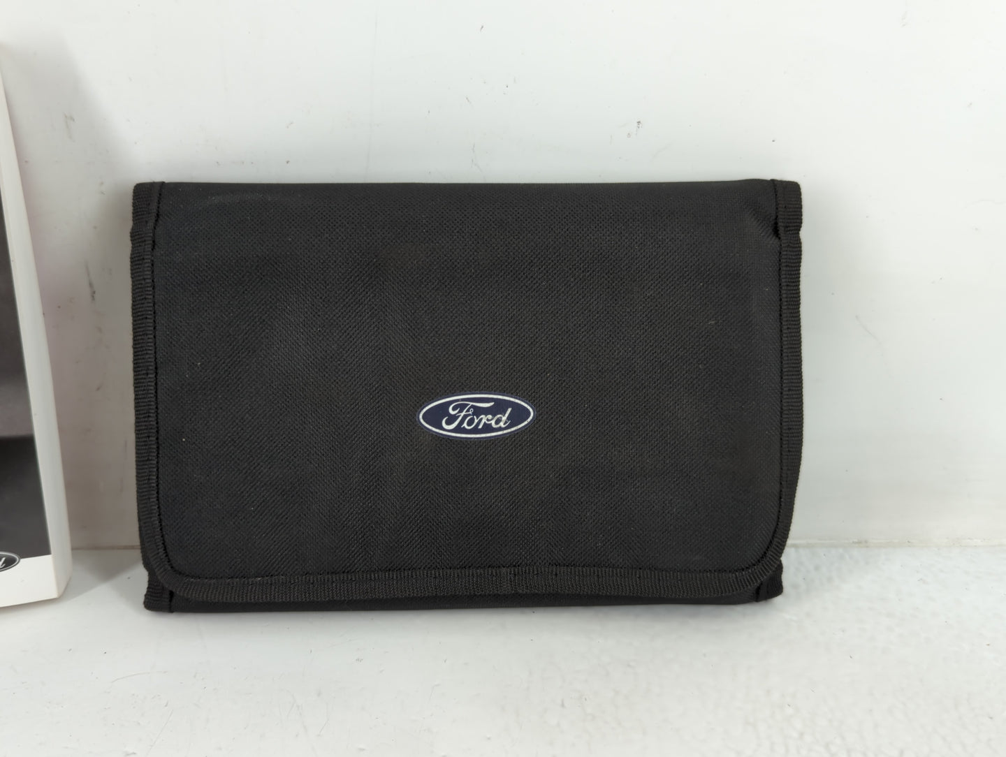 2019 Ford Fusion Owners Manual Book Guide P/N:KE5J 19A321 AA OEM Used Auto Parts - Oemusedautoparts1.com