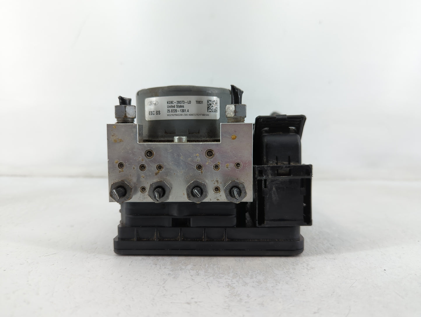 2019-2020 Ford Fusion ABS Pump Control Module Replacement P/N:KG9C-2B373-LD Fits Fits 2019 2020 OEM Used Auto Parts - Oemuse